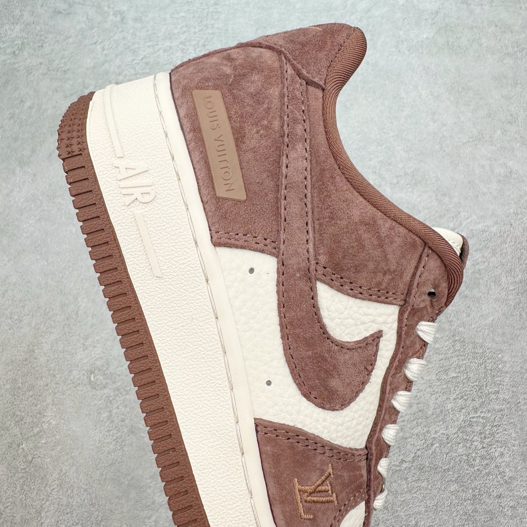 图片[6]-NK Air Force 1´07 Low 空军一号低帮百搭休闲运动板鞋 HD1968-022 柔软、弹性十足的缓震性能和出色的中底设计 横跨复古与现代的外型结合 造就出风靡全球 三十多年的Force 1 直到今天还深受青睐 尺码：36 36.5 37.5 38 38.5 39 40 40.5 41 42 42.5 43 44 44.5 45-选品中心