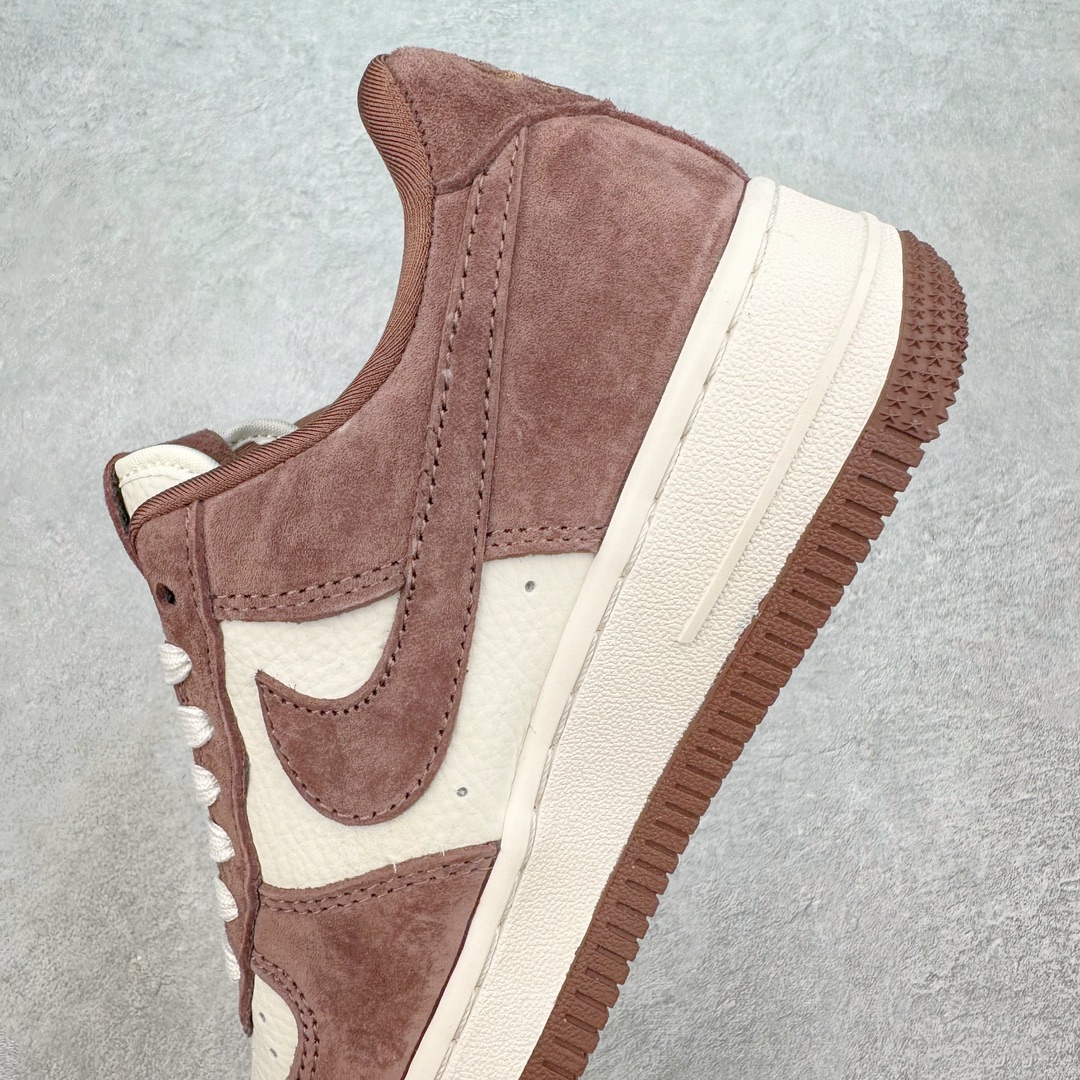 图片[7]-NK Air Force 1´07 Low 空军一号低帮百搭休闲运动板鞋 HD1968-022 柔软、弹性十足的缓震性能和出色的中底设计 横跨复古与现代的外型结合 造就出风靡全球 三十多年的Force 1 直到今天还深受青睐 尺码：36 36.5 37.5 38 38.5 39 40 40.5 41 42 42.5 43 44 44.5 45-选品中心