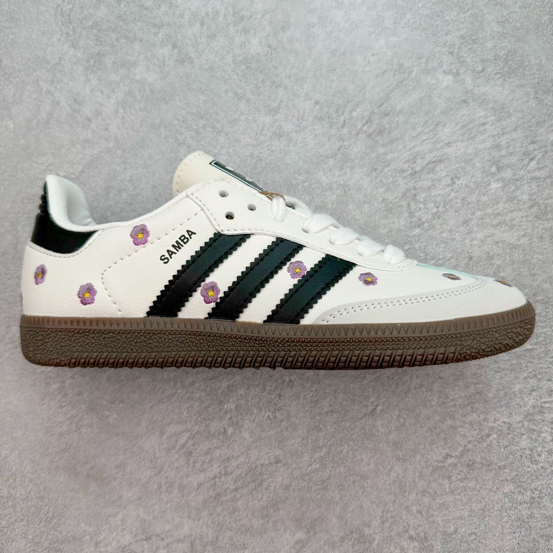 AD Original Samba OG 复古经典轻便板鞋 IF4398 这款桑巴鞋展示了高质量的工艺 带有装饰的超锁缝制和无缝的手感 柔软、柔软的皮革造型和标志性的3条纹完成了精致的外观 正规合身鞋带 鞋面上有绒面鞋垫 橡胶鞋底 享受正畸套筒软感 自50年代首次亮相以来就一直在赢得粉丝的青睐 尺码：36 36.5 37.5 38 38.5 39 40 40.5 41 42 42.5 43 44 44.5 45-选品中心