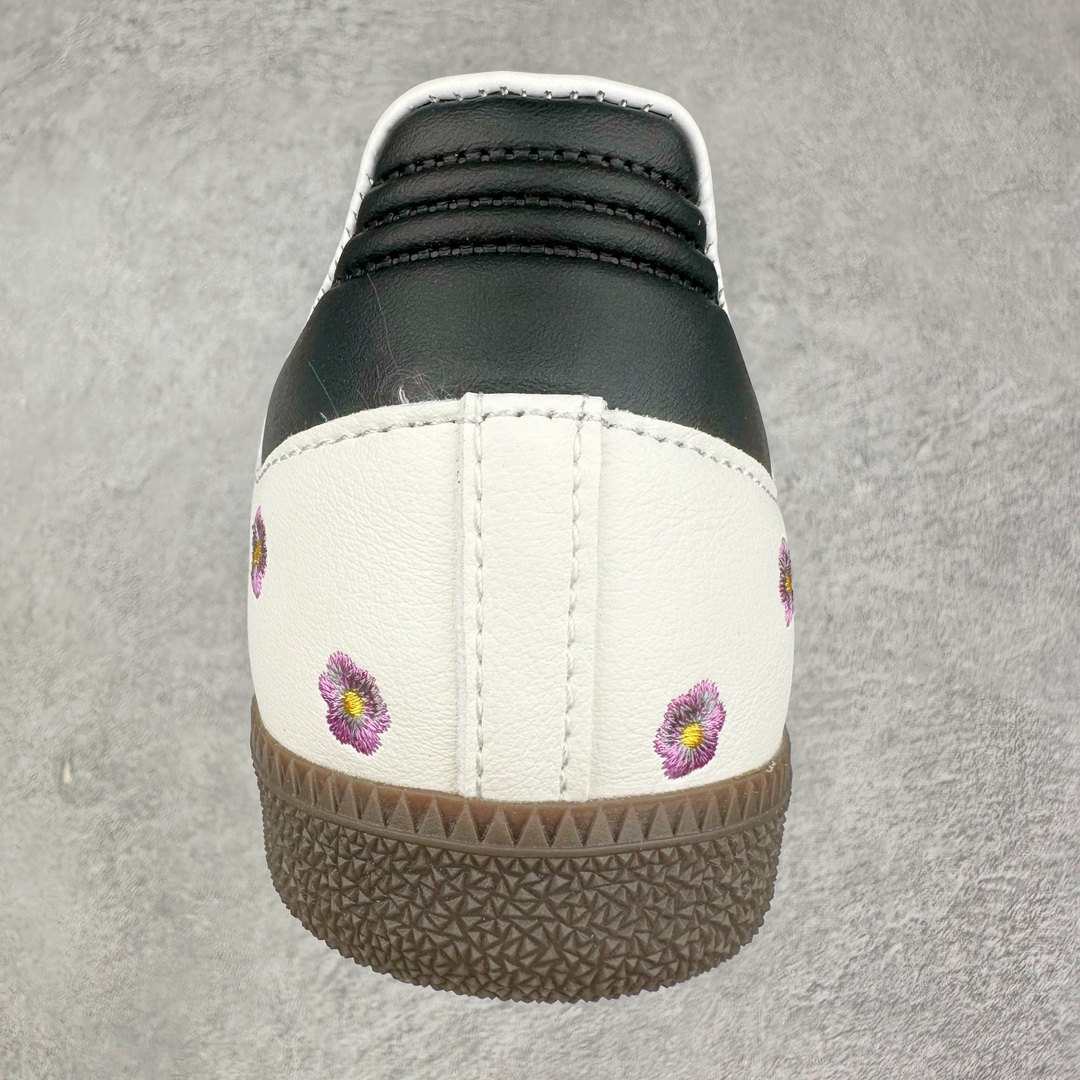 图片[8]-AD Original Samba OG 复古经典轻便板鞋 IF4398 这款桑巴鞋展示了高质量的工艺 带有装饰的超锁缝制和无缝的手感 柔软、柔软的皮革造型和标志性的3条纹完成了精致的外观 正规合身鞋带 鞋面上有绒面鞋垫 橡胶鞋底 享受正畸套筒软感 自50年代首次亮相以来就一直在赢得粉丝的青睐 尺码：36 36.5 37.5 38 38.5 39 40 40.5 41 42 42.5 43 44 44.5 45-选品中心