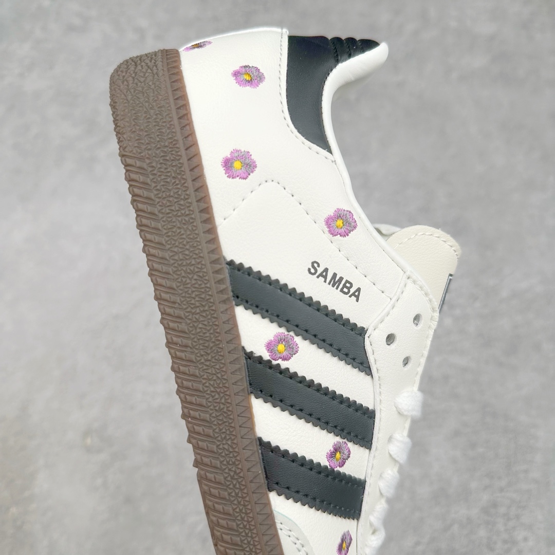图片[6]-AD Original Samba OG 复古经典轻便板鞋 IF4398 这款桑巴鞋展示了高质量的工艺 带有装饰的超锁缝制和无缝的手感 柔软、柔软的皮革造型和标志性的3条纹完成了精致的外观 正规合身鞋带 鞋面上有绒面鞋垫 橡胶鞋底 享受正畸套筒软感 自50年代首次亮相以来就一直在赢得粉丝的青睐 尺码：36 36.5 37.5 38 38.5 39 40 40.5 41 42 42.5 43 44 44.5 45-选品中心
