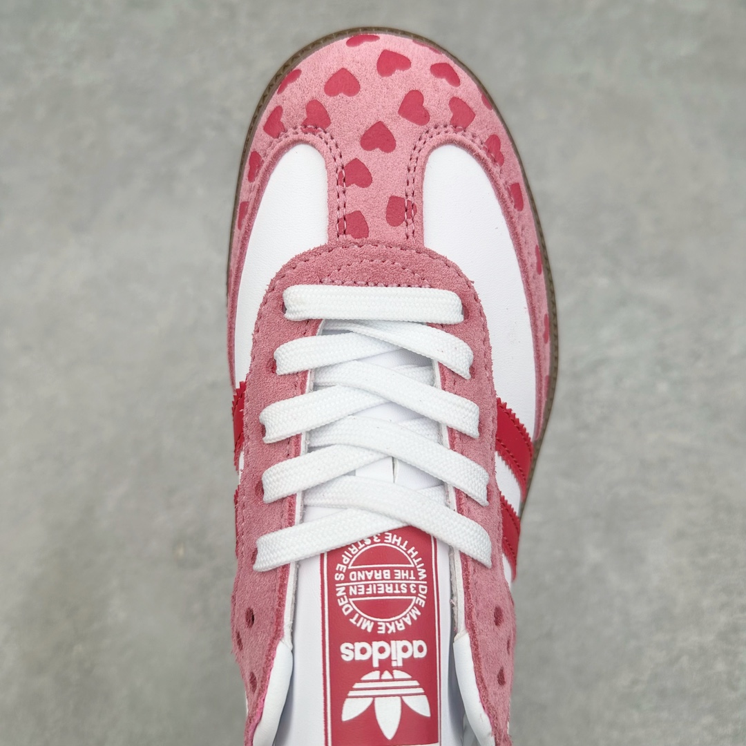 图片[4]-AD Original Samba OG 复古经典轻便板鞋 FW2414 这款桑巴鞋展示了高质量的工艺 带有装饰的超锁缝制和无缝的手感 柔软、柔软的皮革造型和标志性的3条纹完成了精致的外观 正规合身鞋带 鞋面上有绒面鞋垫 橡胶鞋底 享受正畸套筒软感 自50年代首次亮相以来就一直在赢得粉丝的青睐 尺码：36 36.5 37.5 38 38.5 39 40 40.5 41 42 42.5 43 44 44.5 45-选品中心