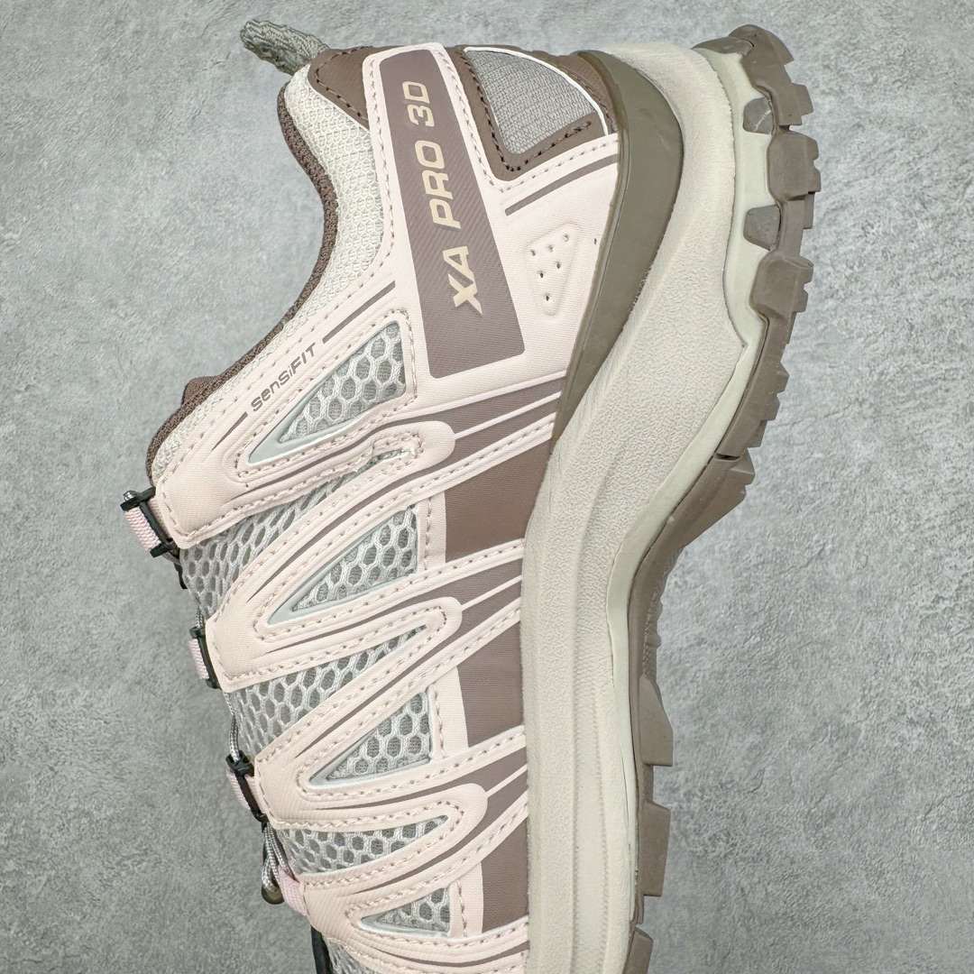 图片[7]-＃GX/绿X SALOMON XA Pro 3D ADV 萨洛蒙潮流越野机能户外功能鞋 纯原外贸平台特供订单 耗时半年巨作 全套原纸板楦头开发 原厂特供网布配套加持 确保原汁原味 完美呈现版型 原档数据独家私模五层组合大底 男女鞋同步官方开发至46.5 原装Ortholite轻量化鞋垫 中底布带钢印编号 原厂TPU锁扣 进口港宝加持 后跟自然饱满 还原公司包裹性 鞋面采用SENSIFT贴合技术 全方位贴合包裹脚型 鞋跟部鞋底牵引设计 提供强大的抓地性能 更适应野外崎岖不平的道路 其3D ADVANCED CHASSIS底盘 材料轻量大化 钉齿设计更具稳定性 防护性 鞋底易磨损区运用CONTAGRIP高耐磨材料 应对城市硬质路面长距离跑考验 尺码：36 36.5 37.5 38 38.5 39 40 40.5 41 42 42.5 43 44 44.5 45 46 46.5-选品中心