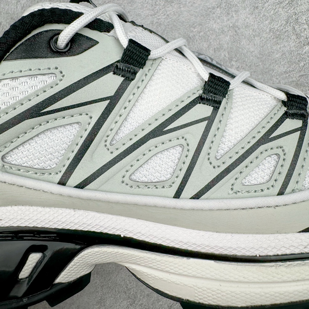 图片[14]-＃绿X Salomon XT-6 萨洛蒙复古潮流户外机能登山跑鞋 纯原外贸平台特供订单 耗时半年巨作 全套原纸板楦头开发 原厂特供网布配套加持 确保原汁原味 完美呈现版型 原档数据独家私模五层组合大底 男女鞋同步官方开发至46.5 原装Ortholite轻量化鞋垫 中底布带钢印编号 原厂TPU锁扣 进口港宝加持 后跟自然饱满 还原公司包裹性 鞋面以“锯齿”状的包裹系统呈现 在基色底之下加入了各种色点缀 将公司的最新技术和时尚前卫的造型融入耐用的长跑款式中 鞋面由 TPU 薄膜制成 并焊接在高耐磨网眼上 使其既时尚又坚固 由 ACS底盘支撑 可增强稳定性和支撑力 以及由橡胶凸耳 Contragrip外底覆盖的 EVA 缓冲中底 旨在应对崎岖的地形 鞋舌上的彩色Salomon 标签、Quicklace 系统以及鞋头、鞋舌和鞋跟上的附加品牌使细节更加完美 让穿着者可以轻松驾驭户外与通勤下的任何运动生活场景 无缝鞋身户外随意纵横 颜值与脚感兼备 出街通勤 绝对非常吸睛 你值得拥有 尺码：36 36.5 37.5 38 38.5 39 40 40.5 41 42 42.5 43 44 44.5 45 46 46.5 注意：偏小1码-选品中心