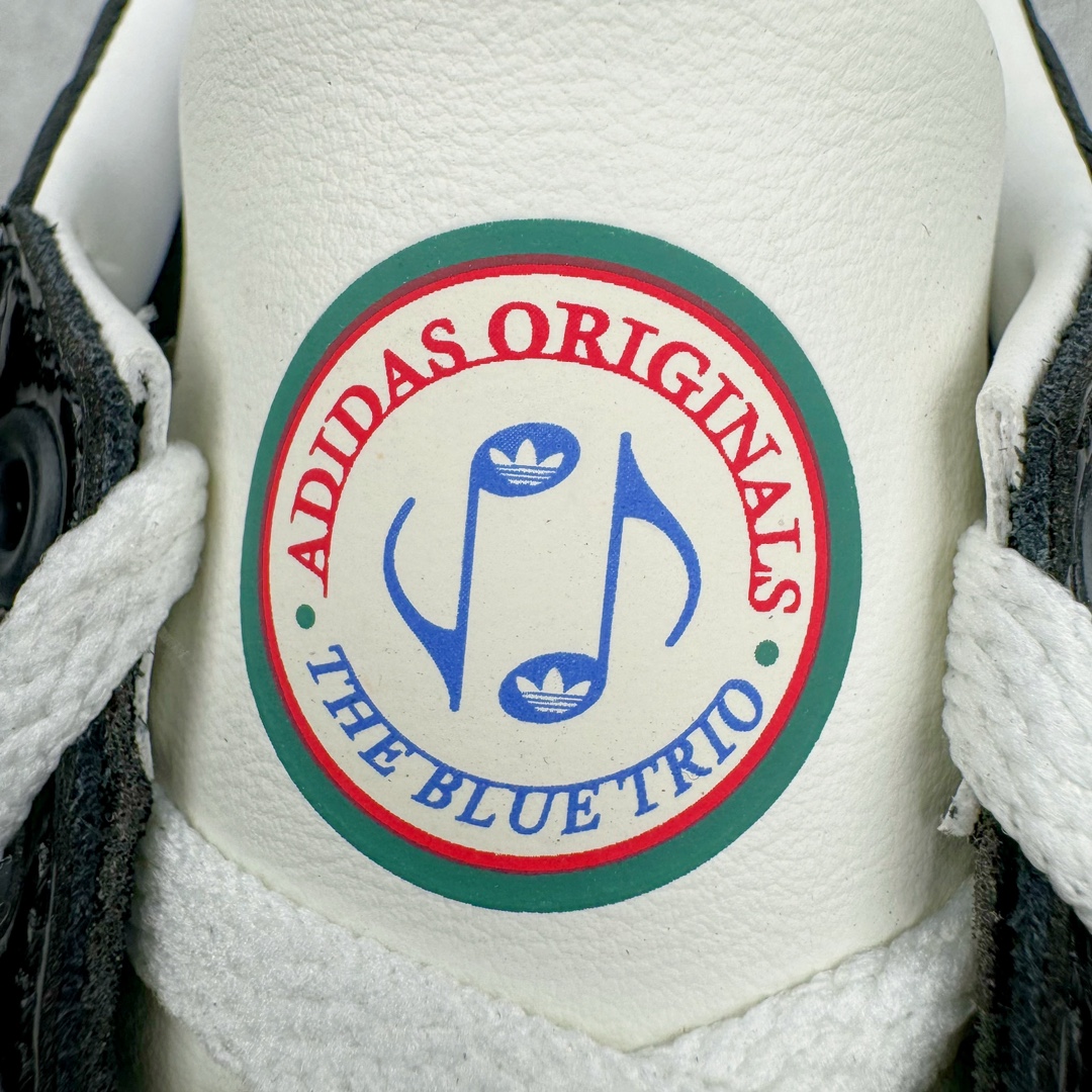 图片[14]-＃S2纯原 AD Originals Handball SPZL 手球运动员系列百搭休闲运动板鞋 JP5669 口碑大厂出品 品控大底版型不断改良更新 原厂皮料 原装过验内外标加持 全套原纸板楦头开发 确保原汁原味 完美呈现桑巴版型 一比一鞋头弧度高度鞋身弧度 数据细节工艺流程均保持一致 这款来自阿迪达斯的这款HANDBALL SPZL前身是一双手球运动鞋 这一次拿来复刻 所以鞋面的主要色彩选用了黑色 鞋面外侧除了Spezial字母之外还有三叶草标志 Handball SPZL作为复古手球训练鞋与作为室内足球鞋的Samba有着异曲同工之处 但是质感更为出众的鞋身以及丰富的配色选择比起Samba来讲可以说是更胜一筹了 尺码：36 36⅔ 37⅓ 38 38⅔ 39⅓ 40 40⅔ 41⅓ 42 42⅔ 43⅓ 44 45-选品中心