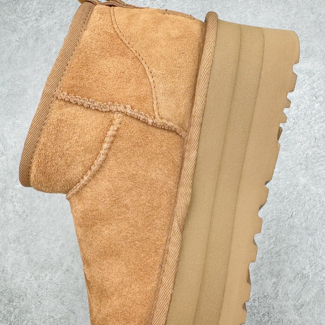 图片[7]-＃GX UGG 5092-H 经典秋冬羊皮毛一体雪地靴 全鞋采用ZP同厂 隆丰A级澳洲进口羊皮毛一体 品牌代工厂生产线 完全遵循ZP工艺流程 代工厂原厂版师 秉承无原鞋不开发选择 注重每一处细节 市面最正版型 TREADLITE\\\”轻翼\\\”科技外底 轻便/耐用/柔韧/桩型【售后郑重承诺】一个月内若出现重大脱胶/断底等质量问题 直接为您换新！尺码：35 36 37 38 39 40-选品中心