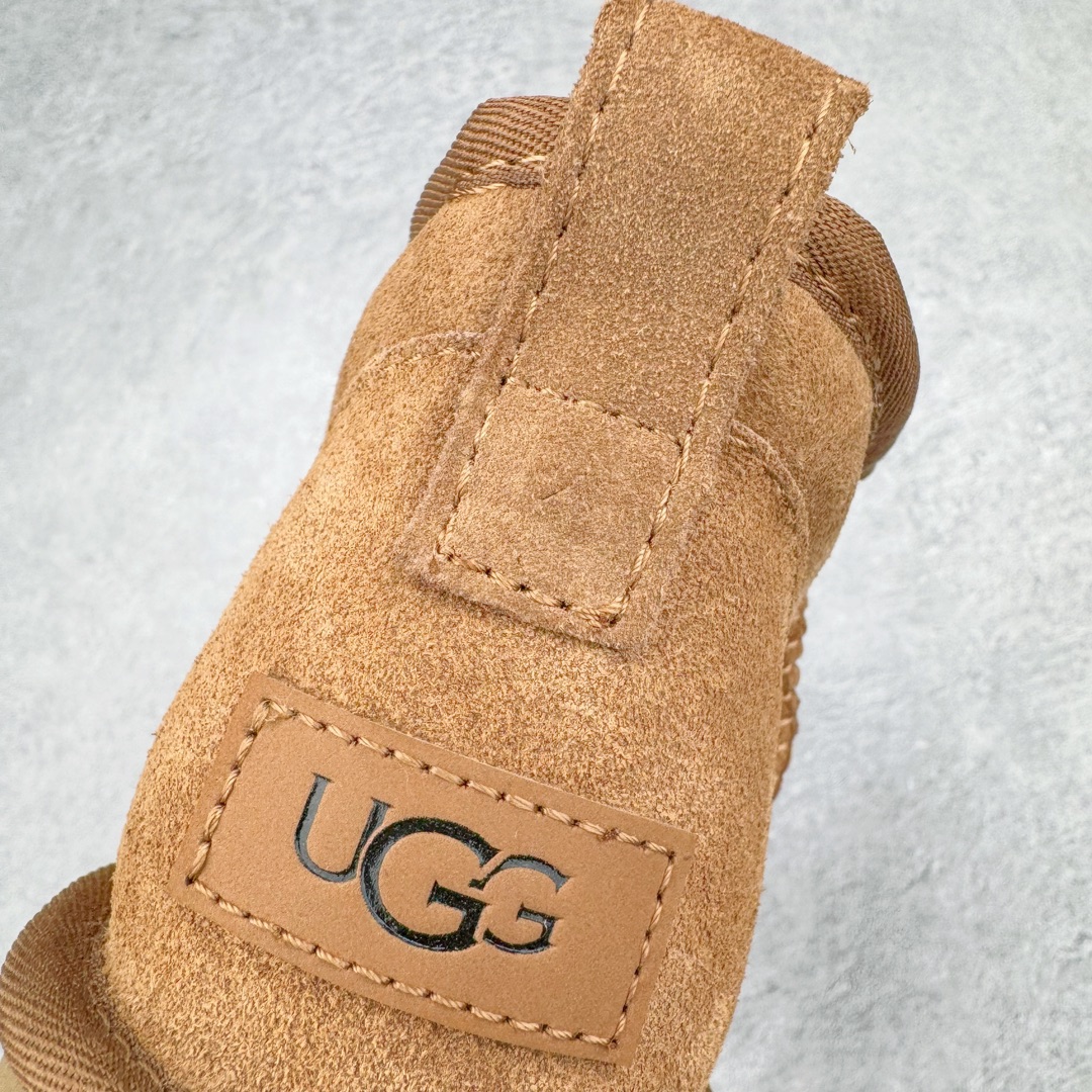 图片[11]-＃GX UGG 5092 经典秋冬羊皮毛一体雪地靴 全鞋采用ZP同厂 隆丰A级澳洲进口羊皮毛一体 品牌代工厂生产线 完全遵循ZP工艺流程 代工厂原厂版师 秉承无原鞋不开发选择 注重每一处细节 市面最正版型 TREADLITE\\\”轻翼\\\”科技外底 轻便/耐用/柔韧/桩型【售后郑重承诺】一个月内若出现重大脱胶/断底等质量问题 直接为您换新！尺码：35 36 37 38 39 40-选品中心