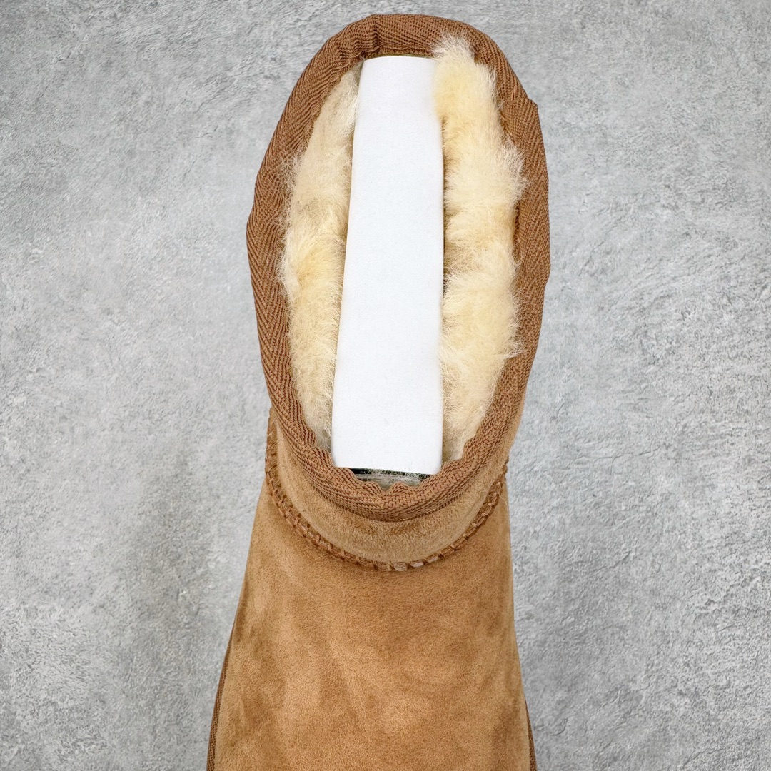 图片[5]-＃桑坡UGG盲盒福利 UGG 经典秋冬羊皮毛一体雪地靴 白菜价亏本清仓套现转新款 机不可失 好好把握 随机一双 只选尺码 商品款式均为上架顶级款式 保证稳赚不赔 无通货 无烂货 会有轻微瑕疵的情况 友情提醒 买到是亏还是赚 每个人定义不同福袋闷包理论上和赌博心理相同玩的就是惊喜 玩的就是心跳活动商品无严重质量问题不退换 桑坡大厂直供 隆丰A级澳洲进口羊皮毛一体 完全遵循ZP工艺流程 代工厂原厂版师 秉承无原鞋不开发选择 注重每一处细节 市面最正版型 TREADLITE\\\”轻翼\\\”科技外底 轻便/耐用/柔韧/桩型 翻毛皮鞋面 细腻亲肤再生聚酯纤维滚边 舒适易打理 保暖性佳 UGG plush™ 里衬和内底 茸软亲肤 舒适暖足 经典鞋型搭配轻盈厚底 稳稳拿捏秋冬出街时髦造型 Treadlite by UGG 轻翼大底 轻盈缓震 为双足减负 舒适轻便 助你轻松畅玩整天 尺码：35 36 37 38 39 40-选品中心