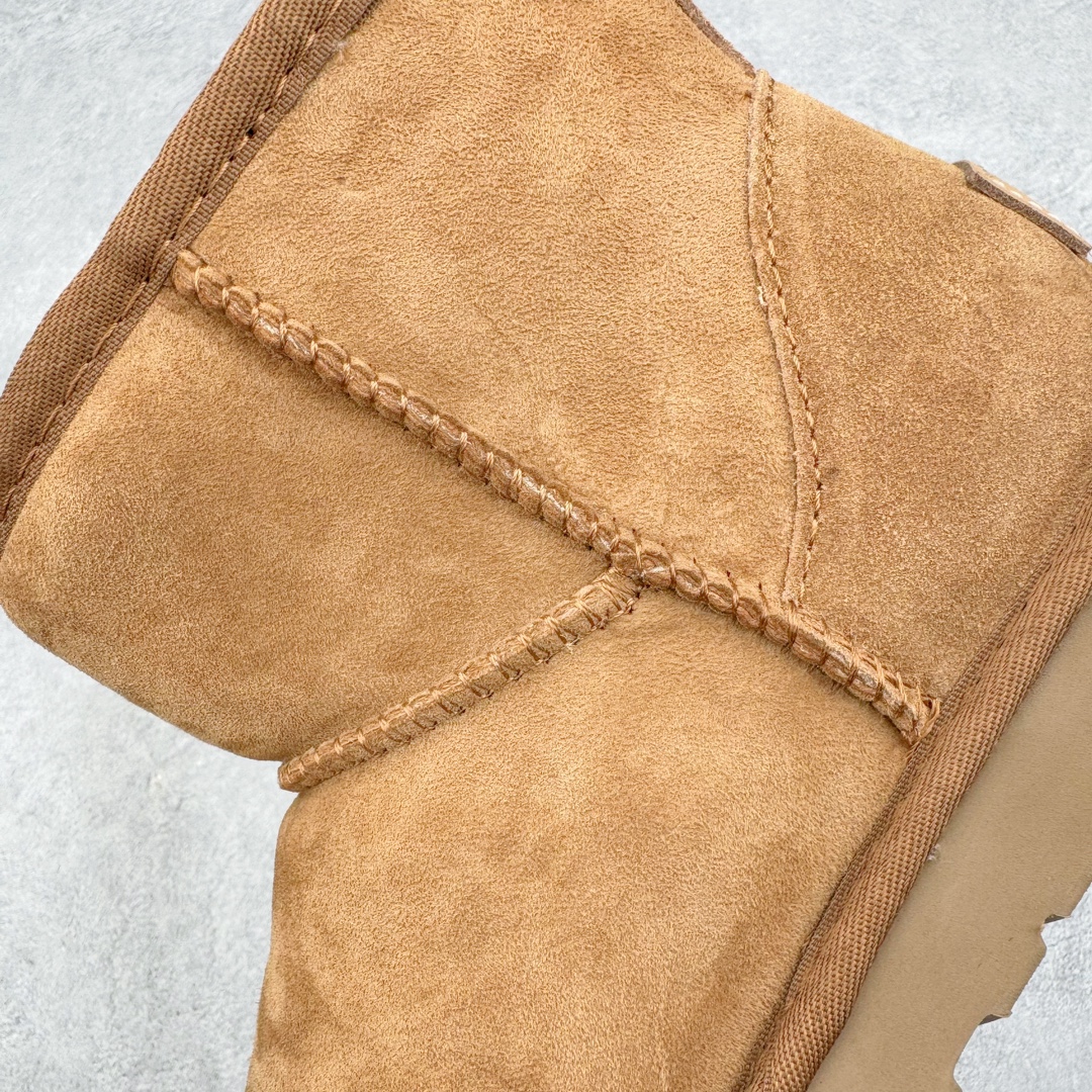 图片[18]-＃桑坡UGG盲盒福利 UGG 经典秋冬羊皮毛一体雪地靴 白菜价亏本清仓套现转新款 机不可失 好好把握 随机一双 只选尺码 商品款式均为上架顶级款式 保证稳赚不赔 无通货 无烂货 会有轻微瑕疵的情况 友情提醒 买到是亏还是赚 每个人定义不同福袋闷包理论上和赌博心理相同玩的就是惊喜 玩的就是心跳活动商品无严重质量问题不退换 桑坡大厂直供 隆丰A级澳洲进口羊皮毛一体 完全遵循ZP工艺流程 代工厂原厂版师 秉承无原鞋不开发选择 注重每一处细节 市面最正版型 TREADLITE\\\”轻翼\\\”科技外底 轻便/耐用/柔韧/桩型 翻毛皮鞋面 细腻亲肤再生聚酯纤维滚边 舒适易打理 保暖性佳 UGG plush™ 里衬和内底 茸软亲肤 舒适暖足 经典鞋型搭配轻盈厚底 稳稳拿捏秋冬出街时髦造型 Treadlite by UGG 轻翼大底 轻盈缓震 为双足减负 舒适轻便 助你轻松畅玩整天 尺码：35 36 37 38 39 40-选品中心