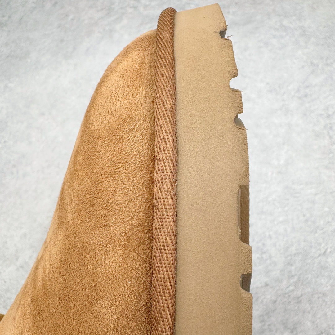 图片[14]-＃桑坡UGG盲盒福利 UGG 经典秋冬羊皮毛一体雪地靴 白菜价亏本清仓套现转新款 机不可失 好好把握 随机一双 只选尺码 商品款式均为上架顶级款式 保证稳赚不赔 无通货 无烂货 会有轻微瑕疵的情况 友情提醒 买到是亏还是赚 每个人定义不同福袋闷包理论上和赌博心理相同玩的就是惊喜 玩的就是心跳活动商品无严重质量问题不退换 桑坡大厂直供 隆丰A级澳洲进口羊皮毛一体 完全遵循ZP工艺流程 代工厂原厂版师 秉承无原鞋不开发选择 注重每一处细节 市面最正版型 TREADLITE\\\”轻翼\\\”科技外底 轻便/耐用/柔韧/桩型 翻毛皮鞋面 细腻亲肤再生聚酯纤维滚边 舒适易打理 保暖性佳 UGG plush™ 里衬和内底 茸软亲肤 舒适暖足 经典鞋型搭配轻盈厚底 稳稳拿捏秋冬出街时髦造型 Treadlite by UGG 轻翼大底 轻盈缓震 为双足减负 舒适轻便 助你轻松畅玩整天 尺码：35 36 37 38 39 40-选品中心