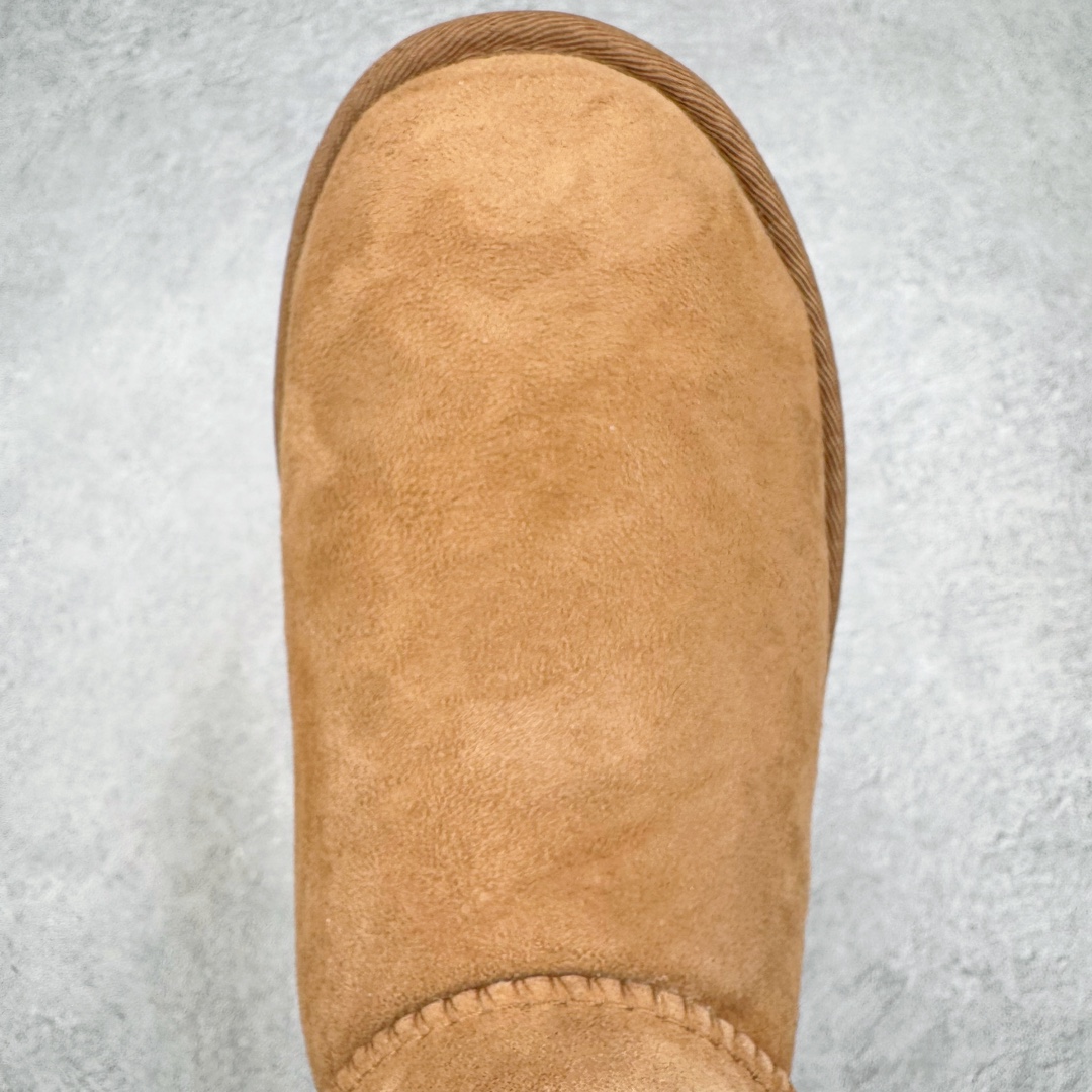 图片[4]-＃GX UGG 6422 经典秋冬羊皮毛一体雪地靴 全鞋采用ZP同厂 隆丰A级澳洲进口羊皮毛一体 品牌代工厂生产线 完全遵循ZP工艺流程 代工厂原厂版师 秉承无原鞋不开发选择 注重每一处细节 市面最正版型 TREADLITE\\\”轻翼\\\”科技外底 轻便/耐用/柔韧/桩型【售后郑重承诺】一个月内若出现重大脱胶/断底等质量问题 直接为您换新！尺码：35 36 37 38 39 40-选品中心