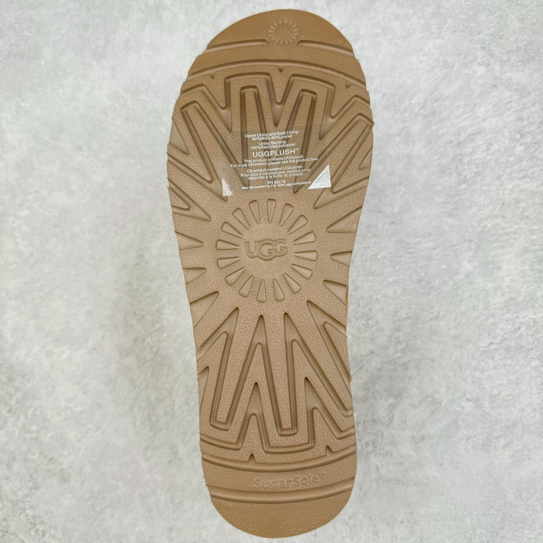 图片[9]-＃GX UGG 6422 经典秋冬羊皮毛一体雪地靴 全鞋采用ZP同厂 隆丰A级澳洲进口羊皮毛一体 品牌代工厂生产线 完全遵循ZP工艺流程 代工厂原厂版师 秉承无原鞋不开发选择 注重每一处细节 市面最正版型 TREADLITE\\\”轻翼\\\”科技外底 轻便/耐用/柔韧/桩型【售后郑重承诺】一个月内若出现重大脱胶/断底等质量问题 直接为您换新！尺码：35 36 37 38 39 40-选品中心