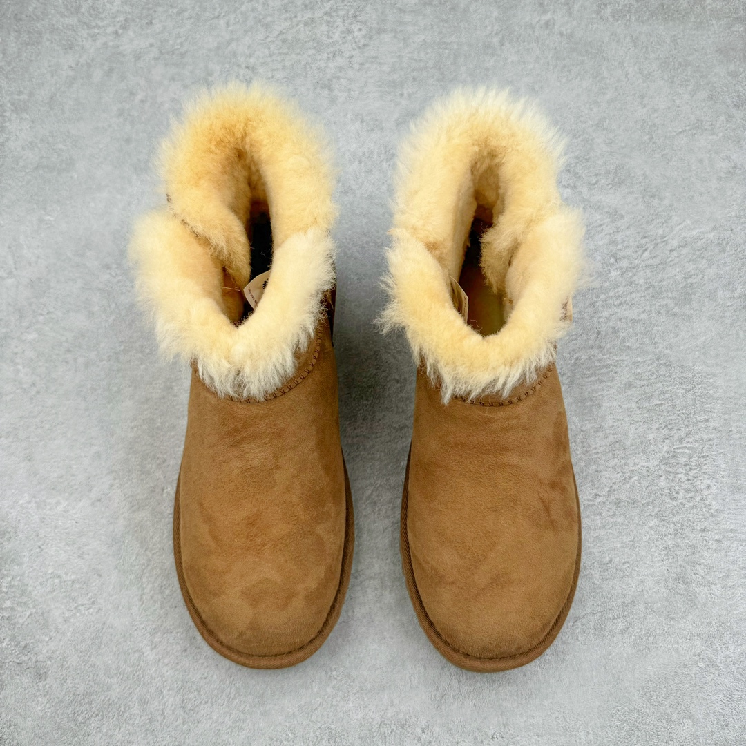 图片[2]-＃GX UGG 6422 经典秋冬羊皮毛一体雪地靴 全鞋采用ZP同厂 隆丰A级澳洲进口羊皮毛一体 品牌代工厂生产线 完全遵循ZP工艺流程 代工厂原厂版师 秉承无原鞋不开发选择 注重每一处细节 市面最正版型 TREADLITE\\\”轻翼\\\”科技外底 轻便/耐用/柔韧/桩型【售后郑重承诺】一个月内若出现重大脱胶/断底等质量问题 直接为您换新！尺码：35 36 37 38 39 40-选品中心