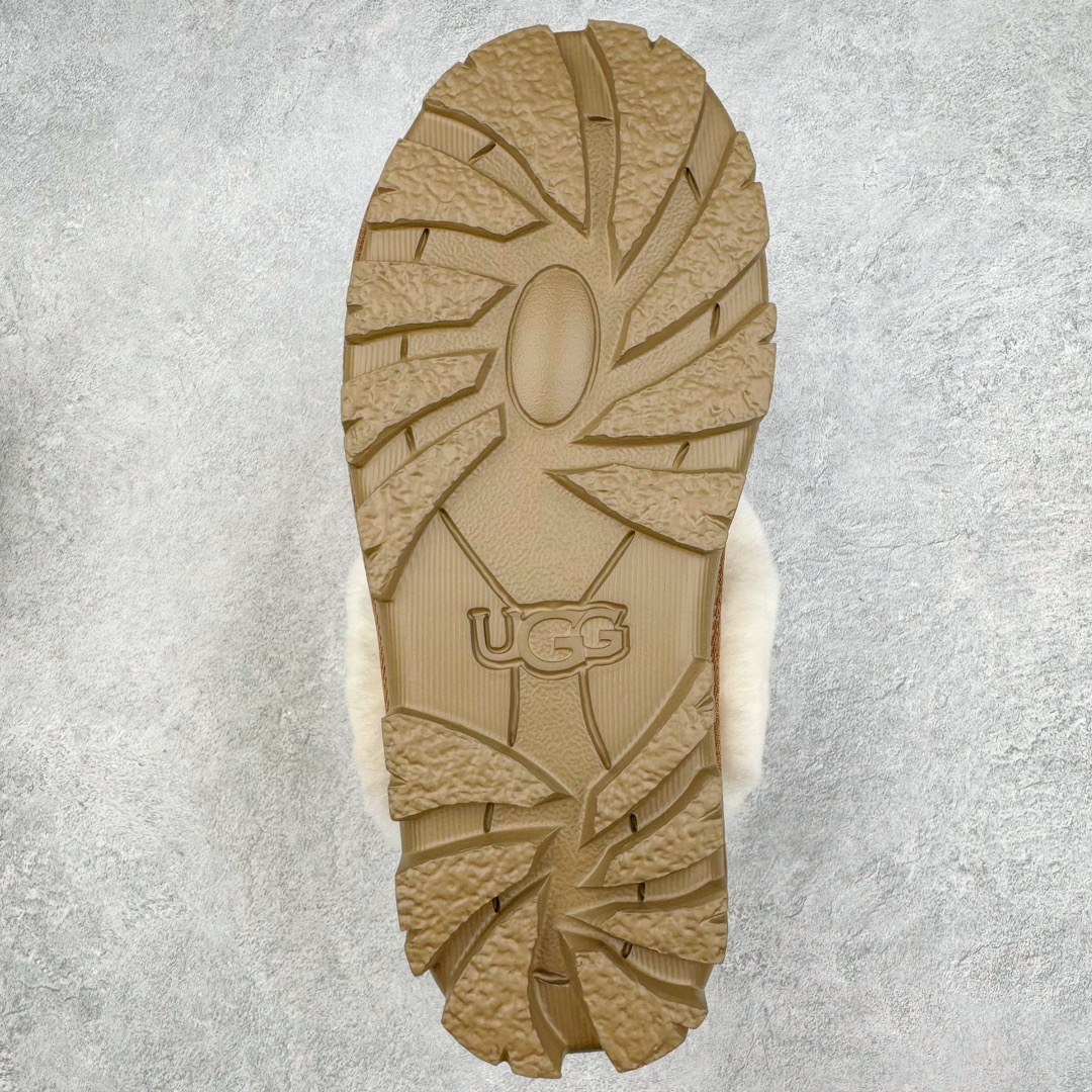 图片[9]-＃桑坡UGG盲盒福利 UGG 经典秋冬羊皮毛一体雪地靴 白菜价亏本清仓套现转新款 机不可失 好好把握 随机一双 只选尺码 商品款式均为上架顶级款式 保证稳赚不赔 无通货 无烂货 会有轻微瑕疵的情况 友情提醒 买到是亏还是赚 每个人定义不同福袋闷包理论上和赌博心理相同玩的就是惊喜 玩的就是心跳活动商品无严重质量问题不退换 桑坡大厂直供 隆丰A级澳洲进口羊皮毛一体 完全遵循ZP工艺流程 代工厂原厂版师 秉承无原鞋不开发选择 注重每一处细节 市面最正版型 TREADLITE\\\”轻翼\\\”科技外底 轻便/耐用/柔韧/桩型 翻毛皮鞋面 细腻亲肤再生聚酯纤维滚边 舒适易打理 保暖性佳 UGG plush™ 里衬和内底 茸软亲肤 舒适暖足 经典鞋型搭配轻盈厚底 稳稳拿捏秋冬出街时髦造型 Treadlite by UGG 轻翼大底 轻盈缓震 为双足减负 舒适轻便 助你轻松畅玩整天 尺码：35 36 37 38 39 40-选品中心