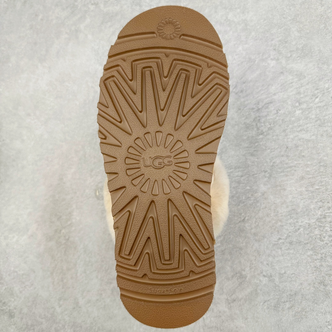 图片[9]-＃GX UGG 2550 经典秋冬羊皮毛一体雪地靴 全鞋采用ZP同厂 隆丰A级澳洲进口羊皮毛一体 品牌代工厂生产线 完全遵循ZP工艺流程 代工厂原厂版师 秉承无原鞋不开发选择 注重每一处细节 市面最正版型 TREADLITE\\\”轻翼\\\”科技外底 轻便/耐用/柔韧/桩型【售后郑重承诺】一个月内若出现重大脱胶/断底等质量问题 直接为您换新！尺码：35 36 37 38 39 40-选品中心