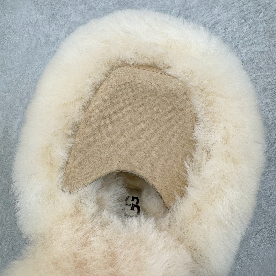 图片[11]-＃GX UGG 2550 经典秋冬羊皮毛一体雪地靴 全鞋采用ZP同厂 隆丰A级澳洲进口羊皮毛一体 品牌代工厂生产线 完全遵循ZP工艺流程 代工厂原厂版师 秉承无原鞋不开发选择 注重每一处细节 市面最正版型 TREADLITE\\\”轻翼\\\”科技外底 轻便/耐用/柔韧/桩型【售后郑重承诺】一个月内若出现重大脱胶/断底等质量问题 直接为您换新！尺码：35 36 37 38 39 40-选品中心