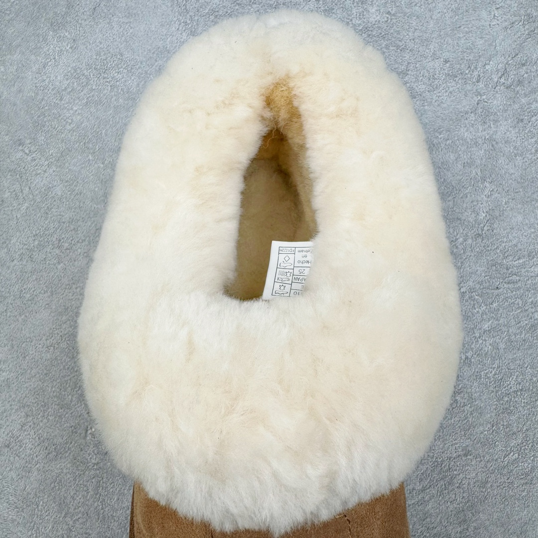 图片[13]-＃GX UGG 4810 经典秋冬羊皮毛一体雪地靴 全鞋采用ZP同厂 隆丰A级澳洲进口羊皮毛一体 品牌代工厂生产线 完全遵循ZP工艺流程 代工厂原厂版师 秉承无原鞋不开发选择 注重每一处细节 市面最正版型 TREADLITE\\\”轻翼\\\”科技外底 轻便/耐用/柔韧/桩型【售后郑重承诺】一个月内若出现重大脱胶/断底等质量问题 直接为您换新！尺码：35 36 37 38 39 40-选品中心