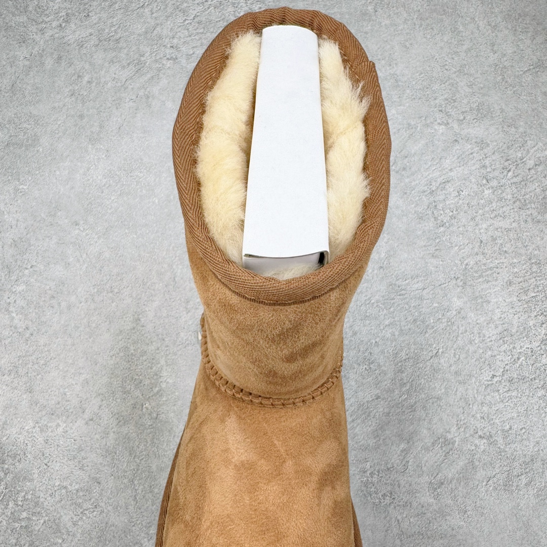 图片[5]-＃GX UGG 6223 经典秋冬羊皮毛一体雪地靴 全鞋采用ZP同厂 隆丰A级澳洲进口羊皮毛一体 品牌代工厂生产线 完全遵循ZP工艺流程 代工厂原厂版师 秉承无原鞋不开发选择 注重每一处细节 市面最正版型 TREADLITE\\\”轻翼\\\”科技外底 轻便/耐用/柔韧/桩型【售后郑重承诺】一个月内若出现重大脱胶/断底等质量问题 直接为您换新！尺码：35 36 37 38 39 40-选品中心