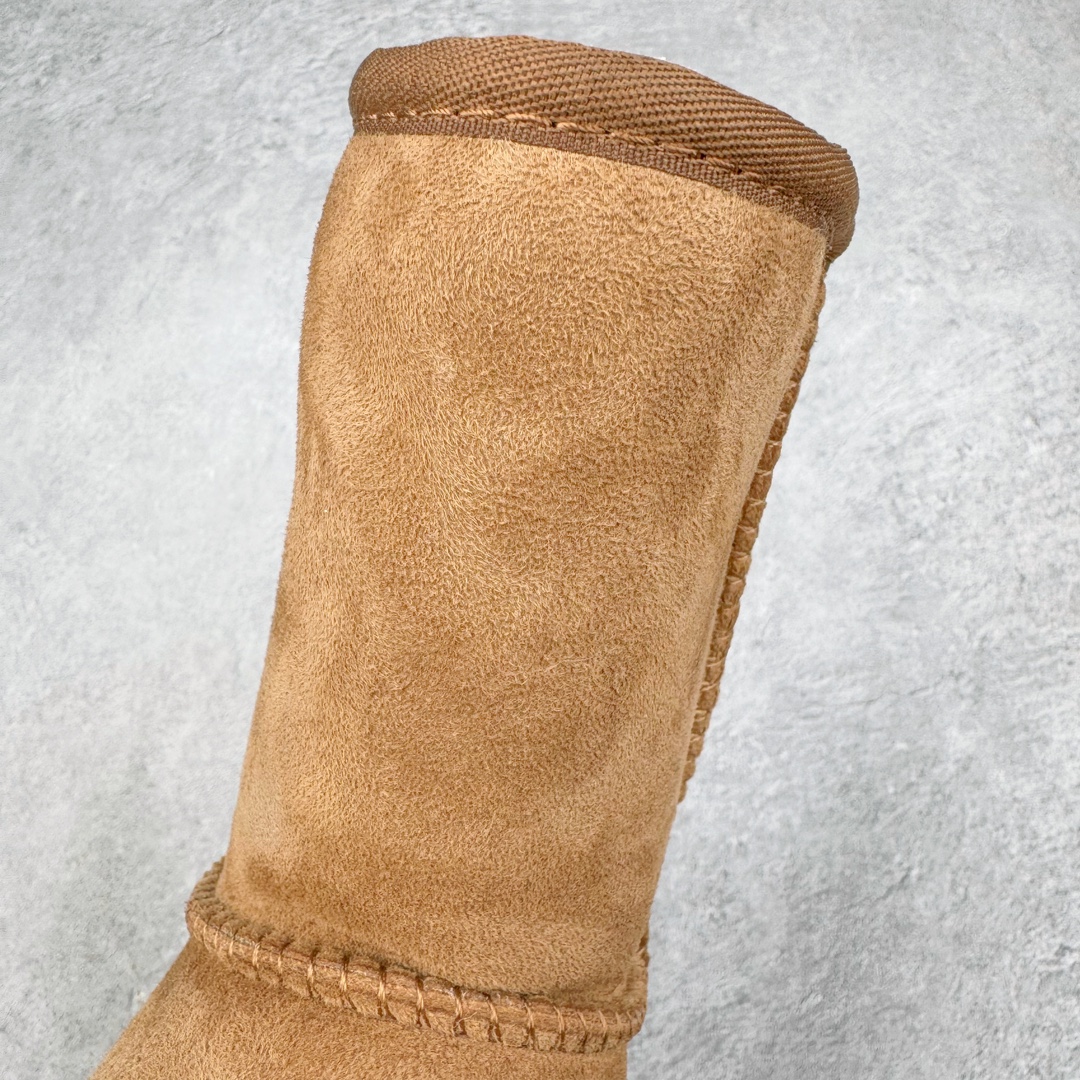 图片[12]-＃GX UGG 6223 经典秋冬羊皮毛一体雪地靴 全鞋采用ZP同厂 隆丰A级澳洲进口羊皮毛一体 品牌代工厂生产线 完全遵循ZP工艺流程 代工厂原厂版师 秉承无原鞋不开发选择 注重每一处细节 市面最正版型 TREADLITE\\\”轻翼\\\”科技外底 轻便/耐用/柔韧/桩型【售后郑重承诺】一个月内若出现重大脱胶/断底等质量问题 直接为您换新！尺码：35 36 37 38 39 40-选品中心