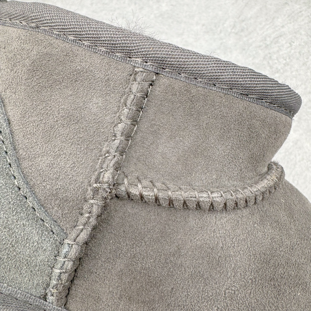 图片[13]-＃桑坡UGG盲盒福利 UGG 经典秋冬羊皮毛一体雪地靴 白菜价亏本清仓套现转新款 机不可失 好好把握 随机一双 只选尺码 商品款式均为上架顶级款式 保证稳赚不赔 无通货 无烂货 会有轻微瑕疵的情况 友情提醒 买到是亏还是赚 每个人定义不同福袋闷包理论上和赌博心理相同玩的就是惊喜 玩的就是心跳活动商品无严重质量问题不退换 桑坡大厂直供 隆丰A级澳洲进口羊皮毛一体 完全遵循ZP工艺流程 代工厂原厂版师 秉承无原鞋不开发选择 注重每一处细节 市面最正版型 TREADLITE\\\”轻翼\\\”科技外底 轻便/耐用/柔韧/桩型 翻毛皮鞋面 细腻亲肤再生聚酯纤维滚边 舒适易打理 保暖性佳 UGG plush™ 里衬和内底 茸软亲肤 舒适暖足 经典鞋型搭配轻盈厚底 稳稳拿捏秋冬出街时髦造型 Treadlite by UGG 轻翼大底 轻盈缓震 为双足减负 舒适轻便 助你轻松畅玩整天 尺码：35 36 37 38 39 40-选品中心