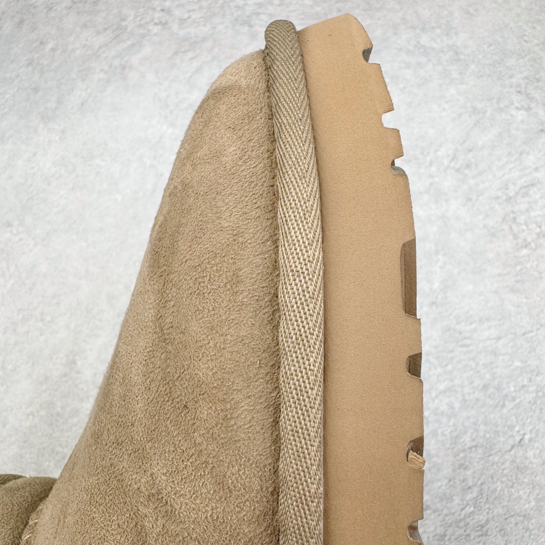 图片[16]-＃桑坡UGG盲盒福利 UGG 经典秋冬羊皮毛一体雪地靴 白菜价亏本清仓套现转新款 机不可失 好好把握 随机一双 只选尺码 商品款式均为上架顶级款式 保证稳赚不赔 无通货 无烂货 会有轻微瑕疵的情况 友情提醒 买到是亏还是赚 每个人定义不同福袋闷包理论上和赌博心理相同玩的就是惊喜 玩的就是心跳活动商品无严重质量问题不退换 桑坡大厂直供 隆丰A级澳洲进口羊皮毛一体 完全遵循ZP工艺流程 代工厂原厂版师 秉承无原鞋不开发选择 注重每一处细节 市面最正版型 TREADLITE\\\”轻翼\\\”科技外底 轻便/耐用/柔韧/桩型 翻毛皮鞋面 细腻亲肤再生聚酯纤维滚边 舒适易打理 保暖性佳 UGG plush™ 里衬和内底 茸软亲肤 舒适暖足 经典鞋型搭配轻盈厚底 稳稳拿捏秋冬出街时髦造型 Treadlite by UGG 轻翼大底 轻盈缓震 为双足减负 舒适轻便 助你轻松畅玩整天 尺码：35 36 37 38 39 40-选品中心