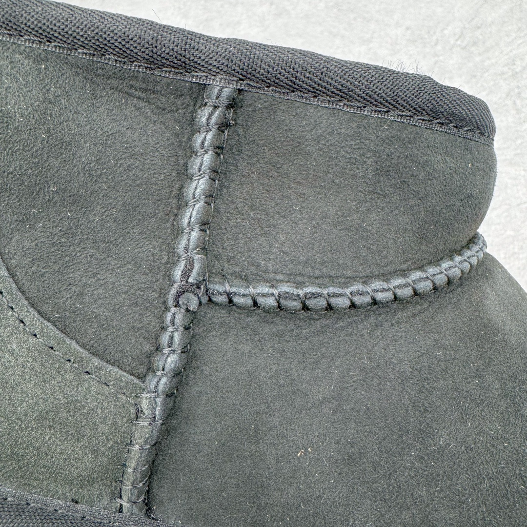 图片[15]-＃桑坡UGG盲盒福利 UGG 经典秋冬羊皮毛一体雪地靴 白菜价亏本清仓套现转新款 机不可失 好好把握 随机一双 只选尺码 商品款式均为上架顶级款式 保证稳赚不赔 无通货 无烂货 会有轻微瑕疵的情况 友情提醒 买到是亏还是赚 每个人定义不同福袋闷包理论上和赌博心理相同玩的就是惊喜 玩的就是心跳活动商品无严重质量问题不退换 桑坡大厂直供 隆丰A级澳洲进口羊皮毛一体 完全遵循ZP工艺流程 代工厂原厂版师 秉承无原鞋不开发选择 注重每一处细节 市面最正版型 TREADLITE\\\”轻翼\\\”科技外底 轻便/耐用/柔韧/桩型 翻毛皮鞋面 细腻亲肤再生聚酯纤维滚边 舒适易打理 保暖性佳 UGG plush™ 里衬和内底 茸软亲肤 舒适暖足 经典鞋型搭配轻盈厚底 稳稳拿捏秋冬出街时髦造型 Treadlite by UGG 轻翼大底 轻盈缓震 为双足减负 舒适轻便 助你轻松畅玩整天 尺码：35 36 37 38 39 40-选品中心