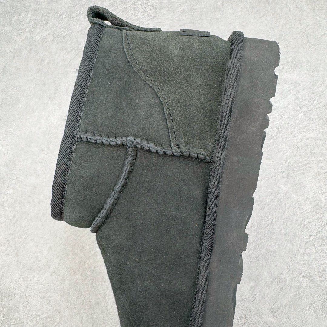 图片[7]-＃桑坡UGG盲盒福利 UGG 经典秋冬羊皮毛一体雪地靴 白菜价亏本清仓套现转新款 机不可失 好好把握 随机一双 只选尺码 商品款式均为上架顶级款式 保证稳赚不赔 无通货 无烂货 会有轻微瑕疵的情况 友情提醒 买到是亏还是赚 每个人定义不同福袋闷包理论上和赌博心理相同玩的就是惊喜 玩的就是心跳活动商品无严重质量问题不退换 桑坡大厂直供 隆丰A级澳洲进口羊皮毛一体 完全遵循ZP工艺流程 代工厂原厂版师 秉承无原鞋不开发选择 注重每一处细节 市面最正版型 TREADLITE\\\”轻翼\\\”科技外底 轻便/耐用/柔韧/桩型 翻毛皮鞋面 细腻亲肤再生聚酯纤维滚边 舒适易打理 保暖性佳 UGG plush™ 里衬和内底 茸软亲肤 舒适暖足 经典鞋型搭配轻盈厚底 稳稳拿捏秋冬出街时髦造型 Treadlite by UGG 轻翼大底 轻盈缓震 为双足减负 舒适轻便 助你轻松畅玩整天 尺码：35 36 37 38 39 40-选品中心