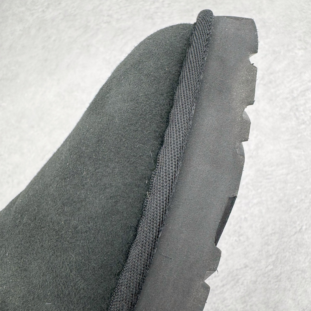 图片[17]-＃桑坡UGG盲盒福利 UGG 经典秋冬羊皮毛一体雪地靴 白菜价亏本清仓套现转新款 机不可失 好好把握 随机一双 只选尺码 商品款式均为上架顶级款式 保证稳赚不赔 无通货 无烂货 会有轻微瑕疵的情况 友情提醒 买到是亏还是赚 每个人定义不同福袋闷包理论上和赌博心理相同玩的就是惊喜 玩的就是心跳活动商品无严重质量问题不退换 桑坡大厂直供 隆丰A级澳洲进口羊皮毛一体 完全遵循ZP工艺流程 代工厂原厂版师 秉承无原鞋不开发选择 注重每一处细节 市面最正版型 TREADLITE\\\”轻翼\\\”科技外底 轻便/耐用/柔韧/桩型 翻毛皮鞋面 细腻亲肤再生聚酯纤维滚边 舒适易打理 保暖性佳 UGG plush™ 里衬和内底 茸软亲肤 舒适暖足 经典鞋型搭配轻盈厚底 稳稳拿捏秋冬出街时髦造型 Treadlite by UGG 轻翼大底 轻盈缓震 为双足减负 舒适轻便 助你轻松畅玩整天 尺码：35 36 37 38 39 40-选品中心