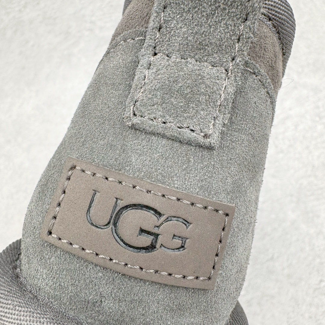 图片[13]-＃GX UGG 5092 经典秋冬羊皮毛一体雪地靴 全鞋采用ZP同厂 隆丰A级澳洲进口羊皮毛一体 品牌代工厂生产线 完全遵循ZP工艺流程 代工厂原厂版师 秉承无原鞋不开发选择 注重每一处细节 市面最正版型 TREADLITE\\\”轻翼\\\”科技外底 轻便/耐用/柔韧/桩型【售后郑重承诺】一个月内若出现重大脱胶/断底等质量问题 直接为您换新！尺码：35 36 37 38 39 40-选品中心