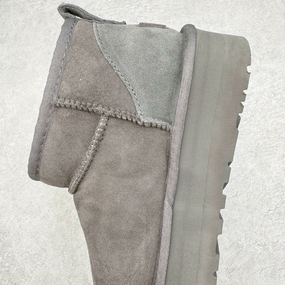 图片[7]-＃GX UGG 5092 经典秋冬羊皮毛一体雪地靴 全鞋采用ZP同厂 隆丰A级澳洲进口羊皮毛一体 品牌代工厂生产线 完全遵循ZP工艺流程 代工厂原厂版师 秉承无原鞋不开发选择 注重每一处细节 市面最正版型 TREADLITE\\\”轻翼\\\”科技外底 轻便/耐用/柔韧/桩型【售后郑重承诺】一个月内若出现重大脱胶/断底等质量问题 直接为您换新！尺码：35 36 37 38 39 40-选品中心