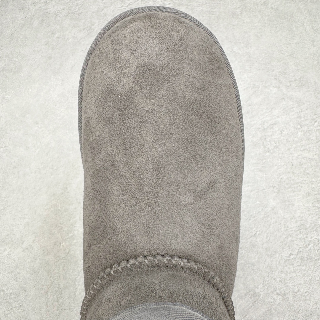 图片[4]-＃GX UGG 5092 经典秋冬羊皮毛一体雪地靴 全鞋采用ZP同厂 隆丰A级澳洲进口羊皮毛一体 品牌代工厂生产线 完全遵循ZP工艺流程 代工厂原厂版师 秉承无原鞋不开发选择 注重每一处细节 市面最正版型 TREADLITE\\\”轻翼\\\”科技外底 轻便/耐用/柔韧/桩型【售后郑重承诺】一个月内若出现重大脱胶/断底等质量问题 直接为您换新！尺码：35 36 37 38 39 40-选品中心