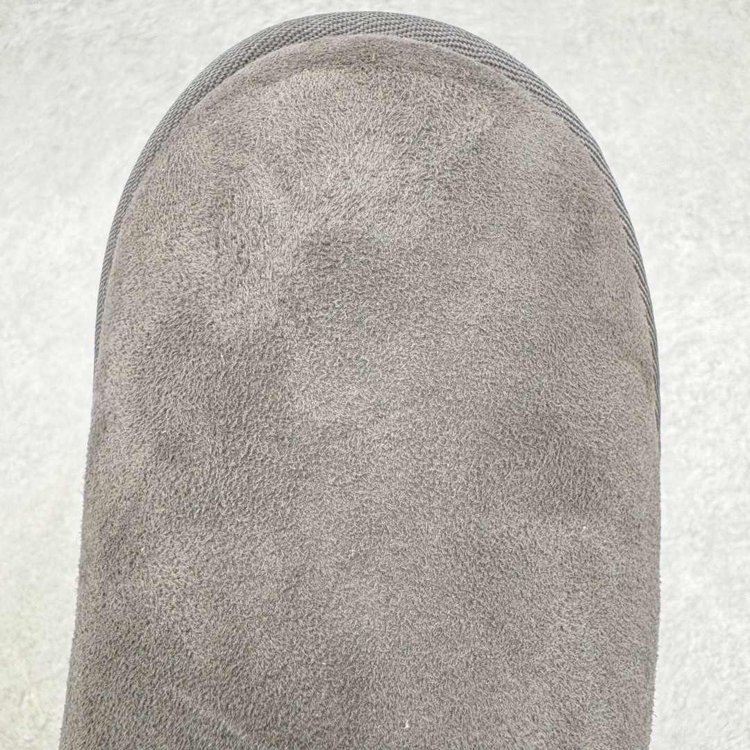 图片[15]-＃GX UGG 5092 经典秋冬羊皮毛一体雪地靴 全鞋采用ZP同厂 隆丰A级澳洲进口羊皮毛一体 品牌代工厂生产线 完全遵循ZP工艺流程 代工厂原厂版师 秉承无原鞋不开发选择 注重每一处细节 市面最正版型 TREADLITE\\\”轻翼\\\”科技外底 轻便/耐用/柔韧/桩型【售后郑重承诺】一个月内若出现重大脱胶/断底等质量问题 直接为您换新！尺码：35 36 37 38 39 40-选品中心