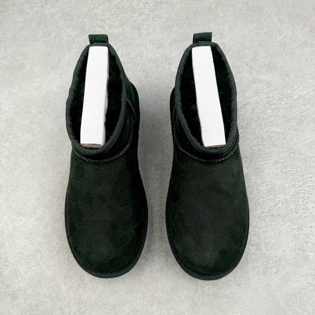 图片[2]-＃GX UGG 5092 经典秋冬羊皮毛一体雪地靴 全鞋采用ZP同厂 隆丰A级澳洲进口羊皮毛一体 品牌代工厂生产线 完全遵循ZP工艺流程 代工厂原厂版师 秉承无原鞋不开发选择 注重每一处细节 市面最正版型 TREADLITE\\\”轻翼\\\”科技外底 轻便/耐用/柔韧/桩型【售后郑重承诺】一个月内若出现重大脱胶/断底等质量问题 直接为您换新！尺码：35 36 37 38 39 40-选品中心