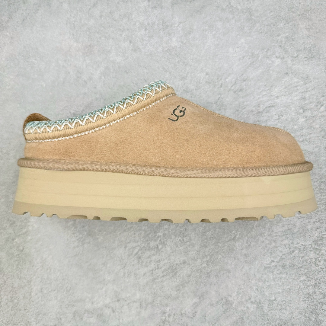 ＃桑坡UGG盲盒福利 UGG 经典秋冬羊皮毛一体雪地靴 白菜价亏本清仓套现转新款 机不可失 好好把握 随机一双 只选尺码 商品款式均为上架顶级款式 保证稳赚不赔 无通货 无烂货 会有轻微瑕疵的情况 友情提醒 买到是亏还是赚 每个人定义不同福袋闷包理论上和赌博心理相同玩的就是惊喜 玩的就是心跳活动商品无严重质量问题不退换 桑坡大厂直供 隆丰A级澳洲进口羊皮毛一体 完全遵循ZP工艺流程 代工厂原厂版师 秉承无原鞋不开发选择 注重每一处细节 市面最正版型 TREADLITE\\\”轻翼\\\”科技外底 轻便/耐用/柔韧/桩型 翻毛皮鞋面 细腻亲肤再生聚酯纤维滚边 舒适易打理 保暖性佳 UGG plush™ 里衬和内底 茸软亲肤 舒适暖足 经典鞋型搭配轻盈厚底 稳稳拿捏秋冬出街时髦造型 Treadlite by UGG 轻翼大底 轻盈缓震 为双足减负 舒适轻便 助你轻松畅玩整天 尺码：35 36 37 38 39 40-选品中心