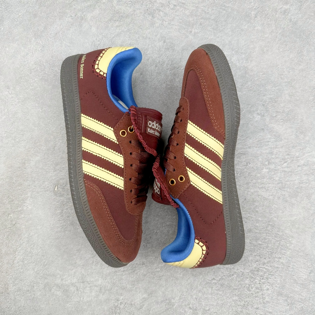 图片[3]-＃福利特价 Wales Bonner x AD Originals Samba Classic 桑巴舞系列绅士德训足球风百搭低帮休闲运动板鞋 伦敦时装品牌 Wales Bonner 携手Originals 打造 2022 最新春夏联名系列。本次为双方的第四度合作，灵感汲取了设计师 Grace Wales Bonner 对于 70、80 年代 Burkina Faso 音乐、摄影方面的研究，选择 Country 与 Samba 两双经典鞋款进行打造。随着 SAMBA 热风的不断席卷，不少品牌与 adidas Originals 的例行合作款式也逐渐受人关注。目前已经曝光两款全新合作鞋款的 Wales Bonner 如今再度曝光一款全新配色 SAMBA 联名。此次合作款式主打亮银反光配色，丝线编织三道杠以及加长鞋舌设计，想必穿着起来回头率也是不低！尺码：36 36⅔ 37⅓ 38 38⅔ 39⅓ 40 40⅔ 41⅓ 42 42⅔ 43⅓ 44 44⅔ 45-选品中心