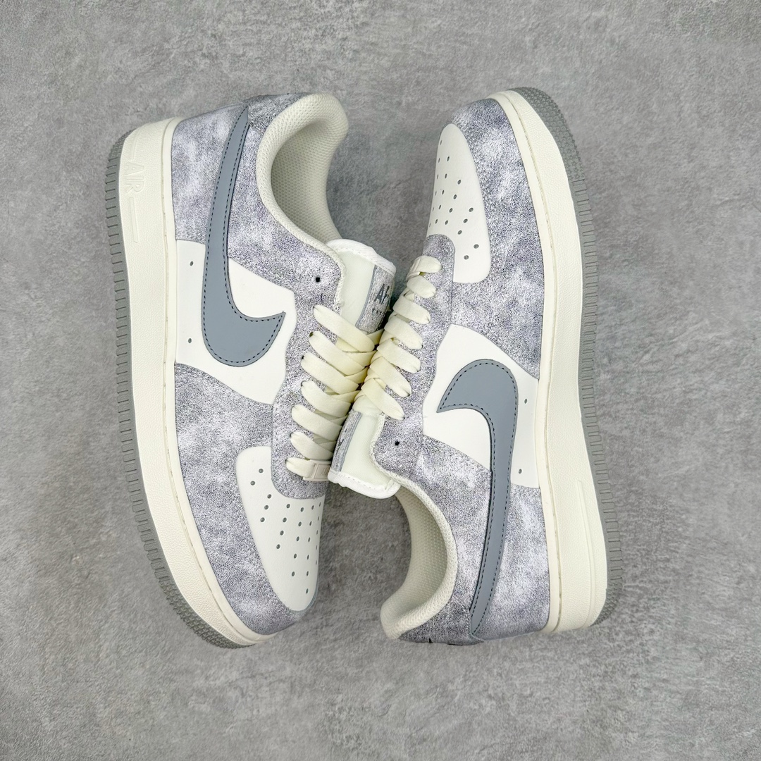 图片[3]-NK Air Force 1´07 Low 空军一号低帮百搭休闲运动板鞋 BL5866-901 柔软、弹性十足的缓震性能和出色的中底设计 横跨复古与现代的外型结合 造就出风靡全球 三十多年的Force 1 直到今天还深受青睐 尺码：36 36.5 37.5 38 38.5 39 40 40.5 41 42 42.5 43 44 44.5 45-选品中心