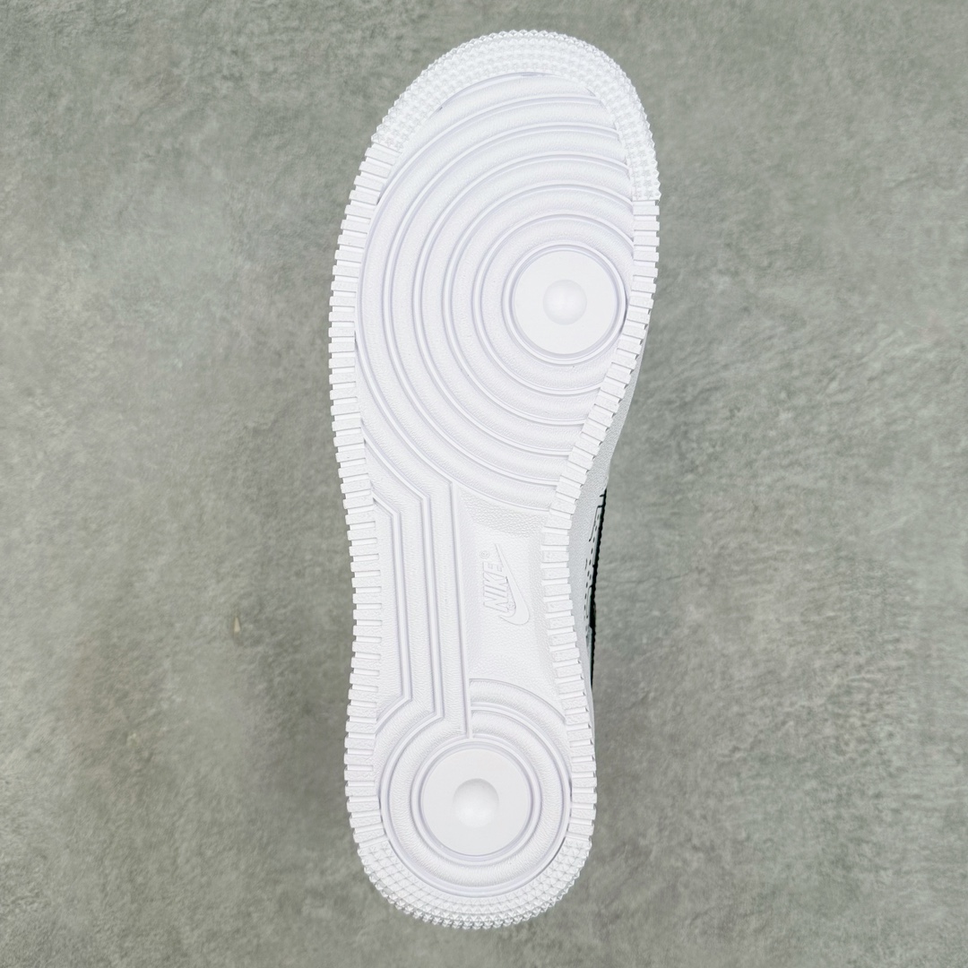 图片[9]-NK Air Force 1´07 Low 空军一号低帮百搭休闲运动板鞋 CW2288-111 柔软、弹性十足的缓震性能和出色的中底设计 横跨复古与现代的外型结合 造就出风靡全球 三十多年的Force 1 直到今天还深受青睐 尺码：36 36.5 37.5 38 38.5 39 40 40.5 41 42 42.5 43 44 44.5 45-选品中心