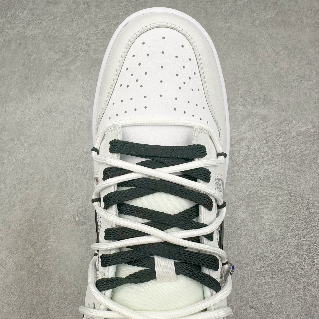 图片[4]-NK Dunk Low 定制配色 CF3688-002 大厂出品 极力推荐 原装头层材料 独家版型蒸餾加工帶來的是更好的视觉和脚感体验大厂纯原品质出货 清洁度 电绣工艺 皮料切割干净无任何毛边 细节完美 尺码：36 36.5 37.5 38 38.5 39 40 40.5 41 42 42.5 43 44 44.5 45 46 47.5-选品中心