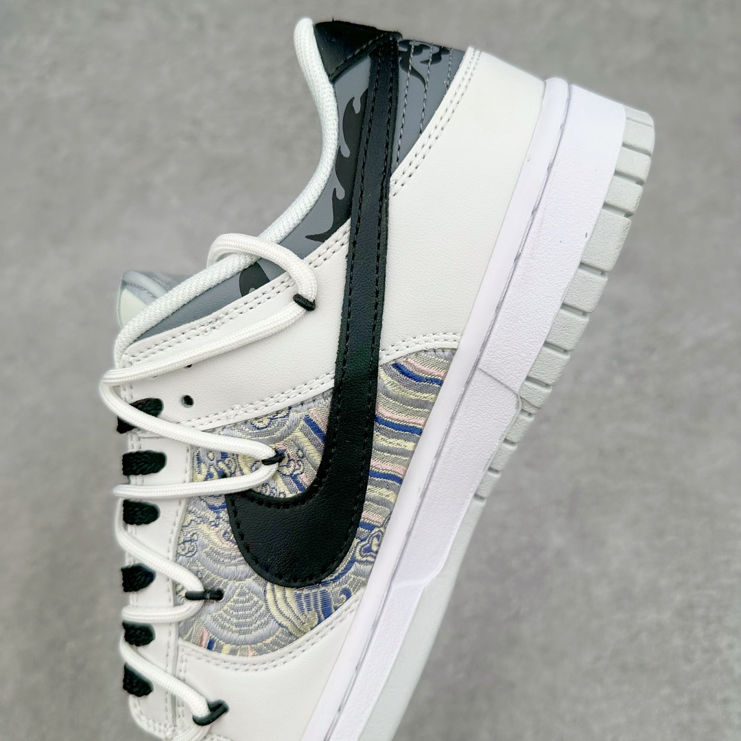 图片[7]-NK Dunk Low 定制配色 CF3688-002 大厂出品 极力推荐 原装头层材料 独家版型蒸餾加工帶來的是更好的视觉和脚感体验大厂纯原品质出货 清洁度 电绣工艺 皮料切割干净无任何毛边 细节完美 尺码：36 36.5 37.5 38 38.5 39 40 40.5 41 42 42.5 43 44 44.5 45 46 47.5-选品中心