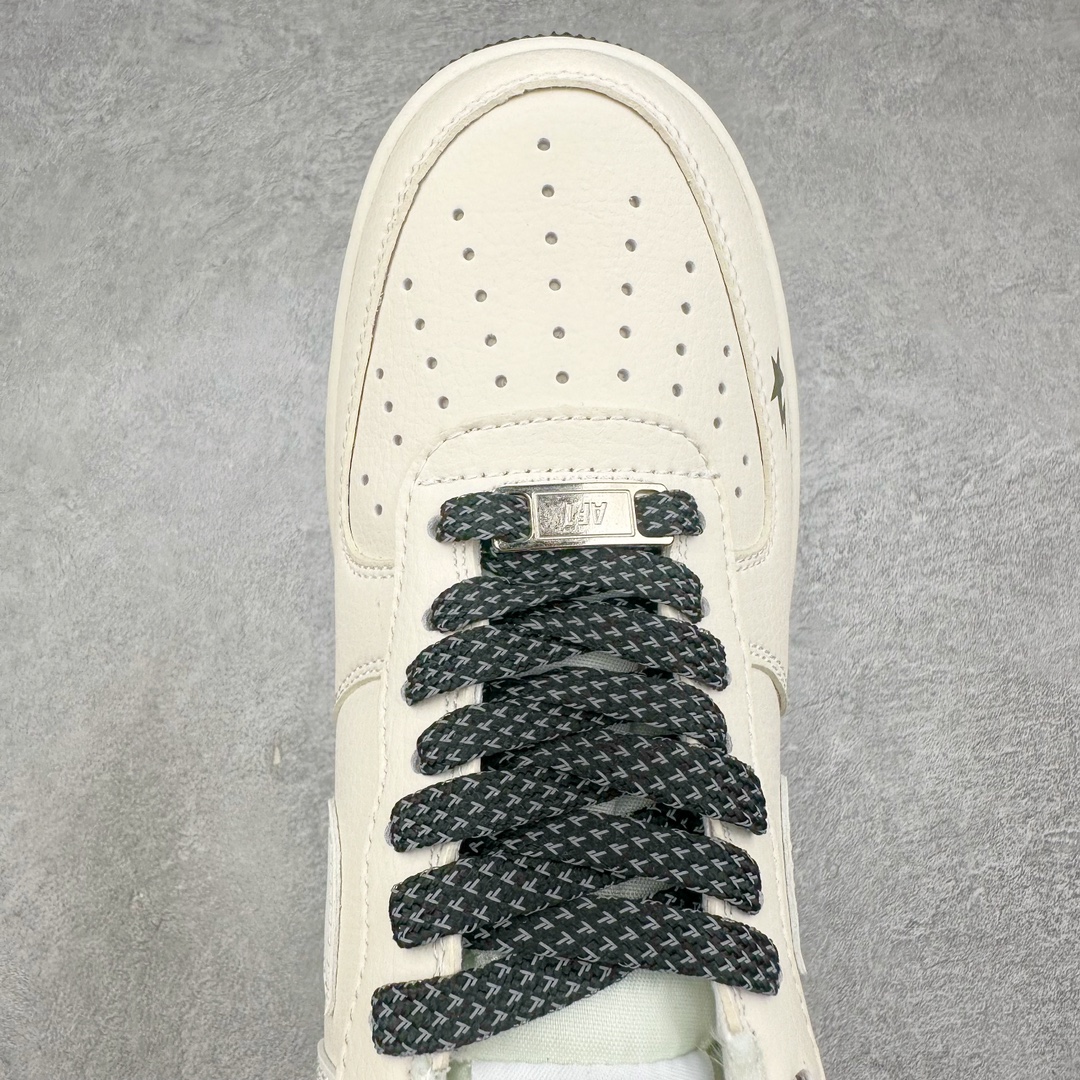 图片[4]-NK Air Force 1´07 Low 空军一号低帮百搭休闲运动板鞋 FG6688-103 柔软、弹性十足的缓震性能和出色的中底设计 横跨复古与现代的外型结合 造就出风靡全球 三十多年的Force 1 直到今天还深受青睐 尺码：36 36.5 37.5 38 38.5 39 40 40.5 41 42 42.5 43 44 44.5 45-选品中心