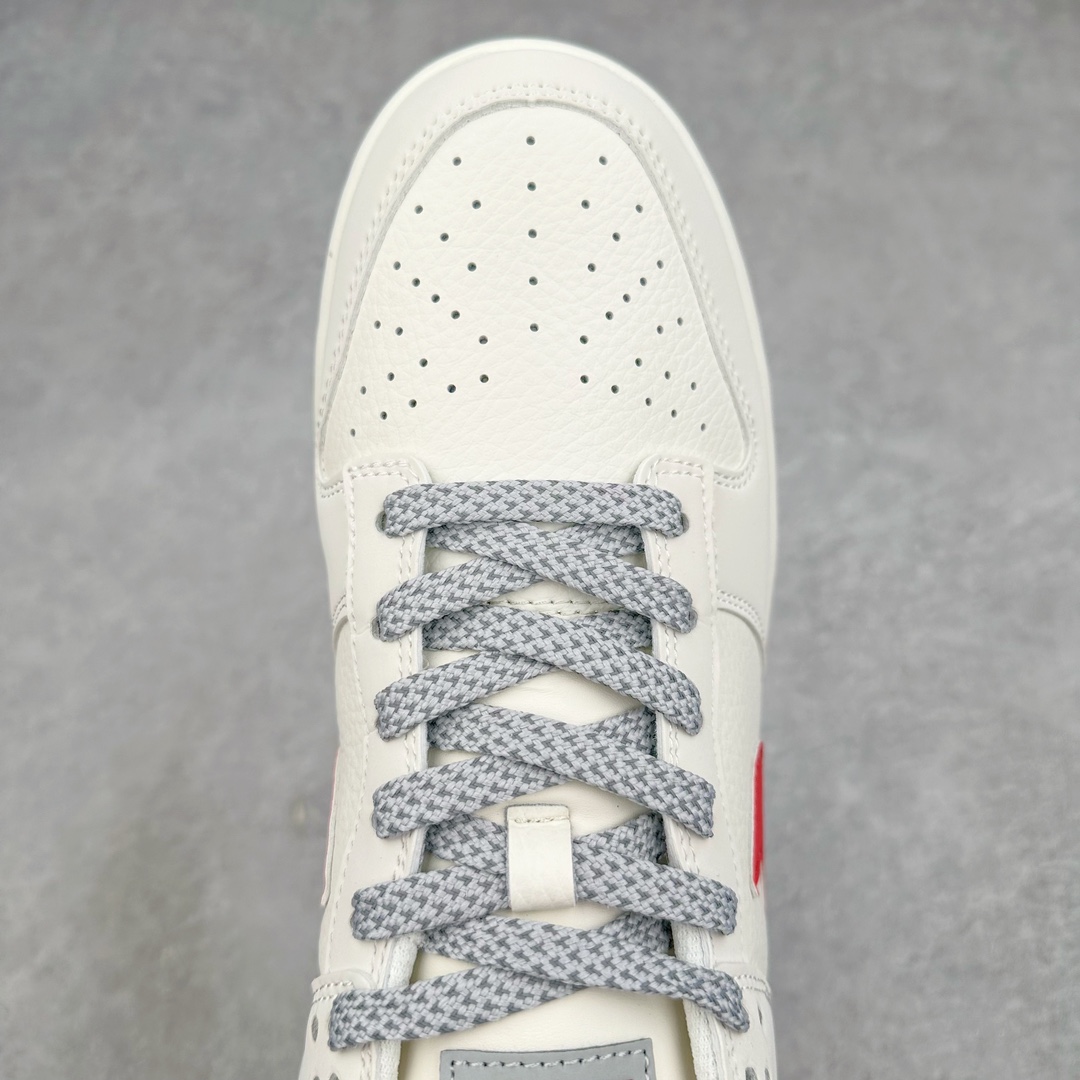 图片[4]-NK Dunk Low 定制配色 DQ1098-333 大厂出品 极力推荐 原装头层材料 独家版型蒸餾加工帶來的是更好的视觉和脚感体验大厂纯原品质出货 清洁度 电绣工艺 皮料切割干净无任何毛边 细节完美 尺码：36 36.5 37.5 38 38.5 39 40 40.5 41 42 42.5 43 44 44.5 45 46 47.5-选品中心