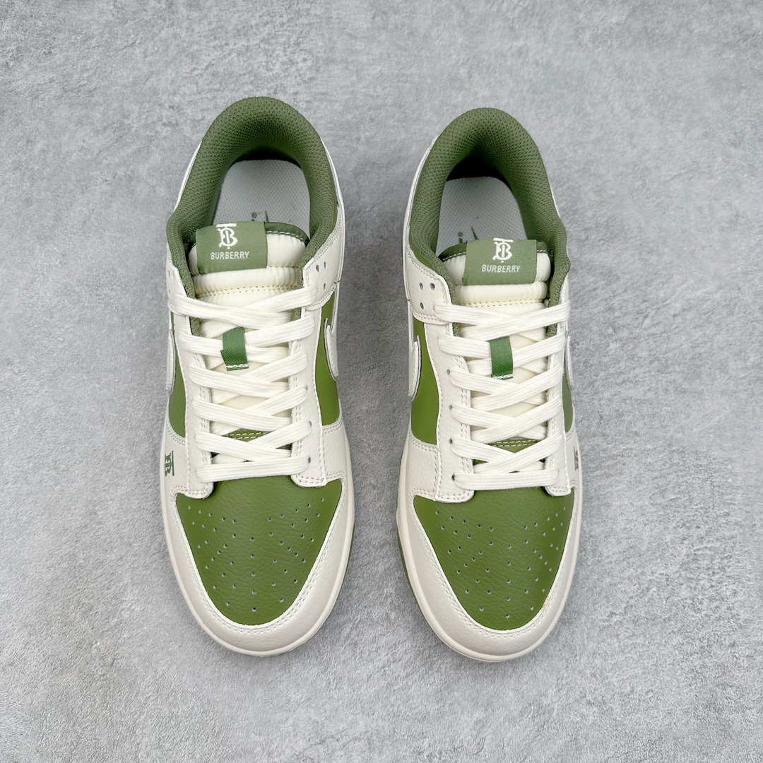 图片[2]-NK Dunk Low 定制配色 BB5252-602 大厂出品 极力推荐 原装头层材料 独家版型蒸餾加工帶來的是更好的视觉和脚感体验大厂纯原品质出货 清洁度 电绣工艺 皮料切割干净无任何毛边 细节完美 尺码：36 36.5 37.5 38 38.5 39 40 40.5 41 42 42.5 43 44 44.5 45 46 47.5-选品中心