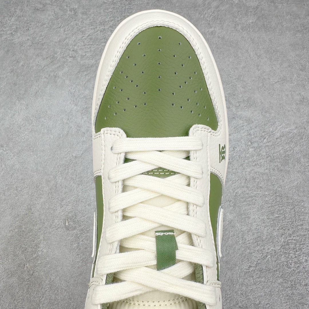 图片[4]-NK Dunk Low 定制配色 BB5252-602 大厂出品 极力推荐 原装头层材料 独家版型蒸餾加工帶來的是更好的视觉和脚感体验大厂纯原品质出货 清洁度 电绣工艺 皮料切割干净无任何毛边 细节完美 尺码：36 36.5 37.5 38 38.5 39 40 40.5 41 42 42.5 43 44 44.5 45 46 47.5-选品中心