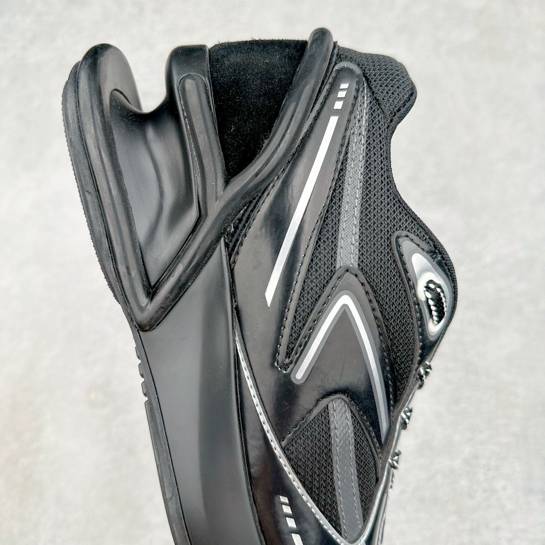 图片[6]-FENDI 芬迪 圆头舒适 低帮 生活休闲鞋 货号：8E8452AQ70F1MEP 此款鞋采用近几年比较流行的版型设计，外观时尚大气。鞋底采用耐磨的材质，穿上它，让您在平时生活和工作中都会感觉到舒适的体验。舒适鞋面，具有很好的延展性。鞋身运用简洁的色彩进行搭配，上脚颜值高。尺码：35 36 37 38 39 40 41 42 43 44 45-选品中心