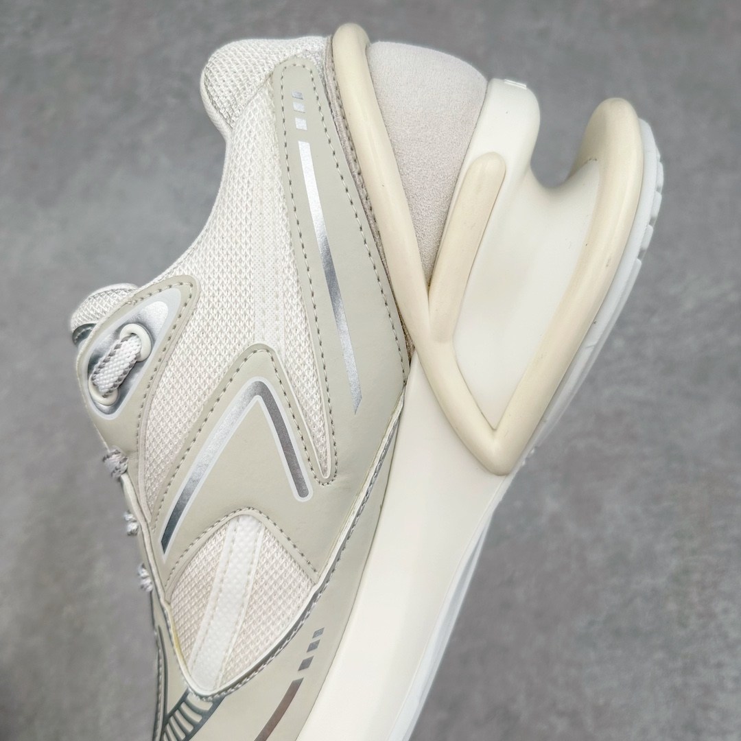 图片[7]-FENDI 芬迪 圆头舒适 低帮 生活休闲鞋 货号：8E8452AQ70F1MEP 此款鞋采用近几年比较流行的版型设计，外观时尚大气。鞋底采用耐磨的材质，穿上它，让您在平时生活和工作中都会感觉到舒适的体验。舒适鞋面，具有很好的延展性。鞋身运用简洁的色彩进行搭配，上脚颜值高。尺码：35 36 37 38 39 40 41 42 43 44 45-选品中心