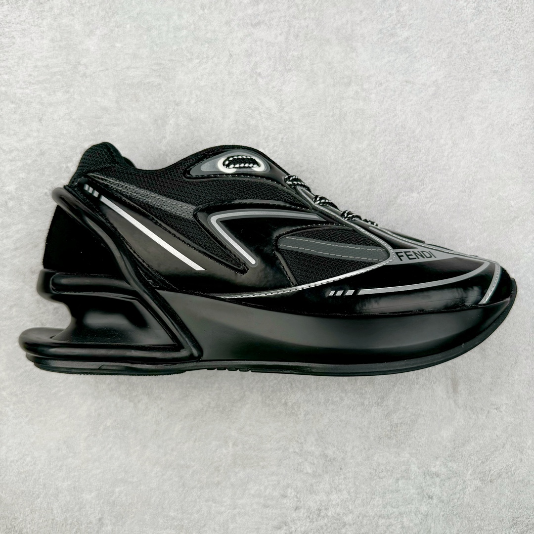 FENDI 芬迪 圆头舒适 低帮 生活休闲鞋 货号:8E8452AQ70F1MEP 此款鞋采用近几年比较流行的版型设计,外观时尚大气。鞋底采用耐磨的材质,穿上它,让您在平时生活和工作中都会感觉到舒适的体验。舒适鞋面,具有很好的延展性。鞋身运用简洁的色彩进行搭配,上脚颜值高。尺码:35 36 37 38 39 40 41 42 43 44 45-选品中心