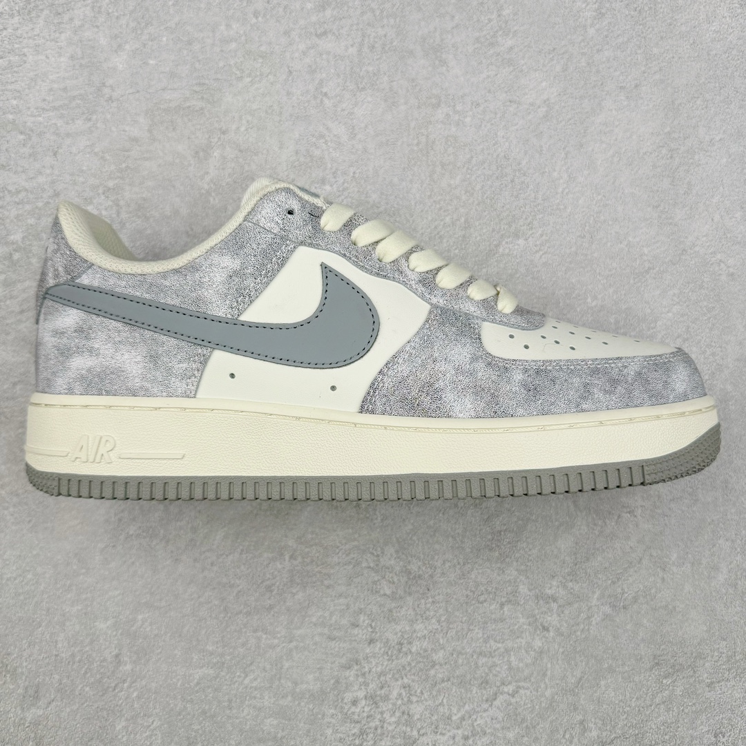NK Air Force 1´07 Low 空军一号低帮百搭休闲运动板鞋 BL5866-901 柔软、弹性十足的缓震性能和出色的中底设计 横跨复古与现代的外型结合 造就出风靡全球 三十多年的Force 1 直到今天还深受青睐 尺码:36 36.5 37.5 38 38.5 39 40 40.5 41 42 42.5 43 44 44.5 45-选品中心