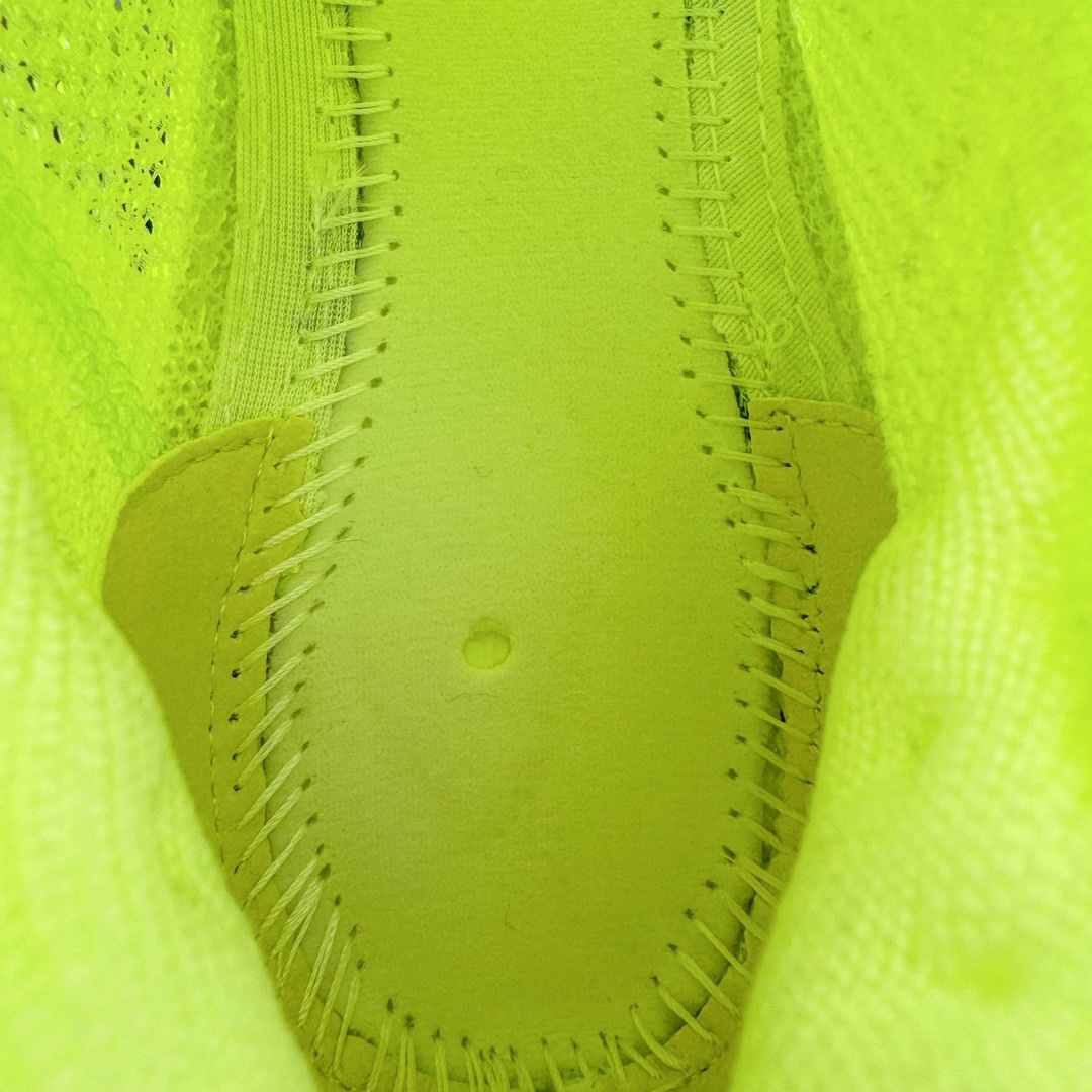 图片[10]-＃JC纯原 NK Air Zoom Alphafly NEXT% 3 2024全新马拉松超级跑鞋 FB8311-700 有史以来最轻盈、测试次数最多的NK Alphafly 经过精英马拉松运动员的测试验证 并搭载Air Zoom气垫 旨在助力跑者实现突破 取得更佳的成绩 在开发过程中 Alphafly 3帮助耐克运动员凯尔文·基普图姆（Kelvin Kiptum）以2：00：35的成绩刷新了马拉松世界纪录 Alphafly的动力设计没有改变——Air Zoom气垫单元、Flyplate碳纤维板和ZoomX泡绵 但是整体系统的制作方法略有调整 优化和提升了对运动员的帮助 主要更新包括一体式鞋底 提供顺畅稳定的“后跟到脚趾”过渡；更宽的全长Flyplate碳纤维板提供稳定助推力 全新Fast Shot外底保证出色牵引力和抓地力 全新Atomknit 3.0鞋面提供更强的控制力、透气性和中足支撑力 尺码：36 36.5 37.5 38 38.5 39 40 40.5 41 42 42.5 43 44 44.5 45 46-选品中心