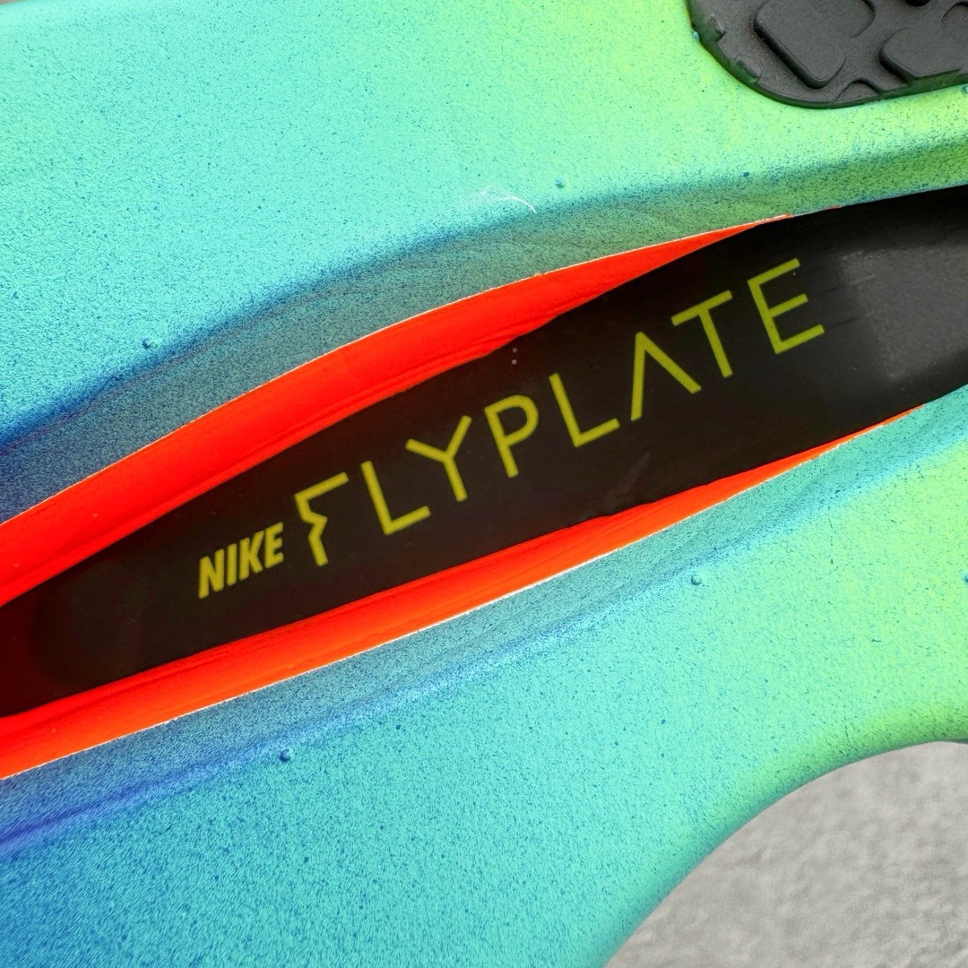 图片[12]-＃JC纯原 NK Air Zoom Alphafly NEXT% 3 2024全新马拉松超级跑鞋 FB8311-700 有史以来最轻盈、测试次数最多的NK Alphafly 经过精英马拉松运动员的测试验证 并搭载Air Zoom气垫 旨在助力跑者实现突破 取得更佳的成绩 在开发过程中 Alphafly 3帮助耐克运动员凯尔文·基普图姆（Kelvin Kiptum）以2：00：35的成绩刷新了马拉松世界纪录 Alphafly的动力设计没有改变——Air Zoom气垫单元、Flyplate碳纤维板和ZoomX泡绵 但是整体系统的制作方法略有调整 优化和提升了对运动员的帮助 主要更新包括一体式鞋底 提供顺畅稳定的“后跟到脚趾”过渡；更宽的全长Flyplate碳纤维板提供稳定助推力 全新Fast Shot外底保证出色牵引力和抓地力 全新Atomknit 3.0鞋面提供更强的控制力、透气性和中足支撑力 尺码：36 36.5 37.5 38 38.5 39 40 40.5 41 42 42.5 43 44 44.5 45 46-选品中心