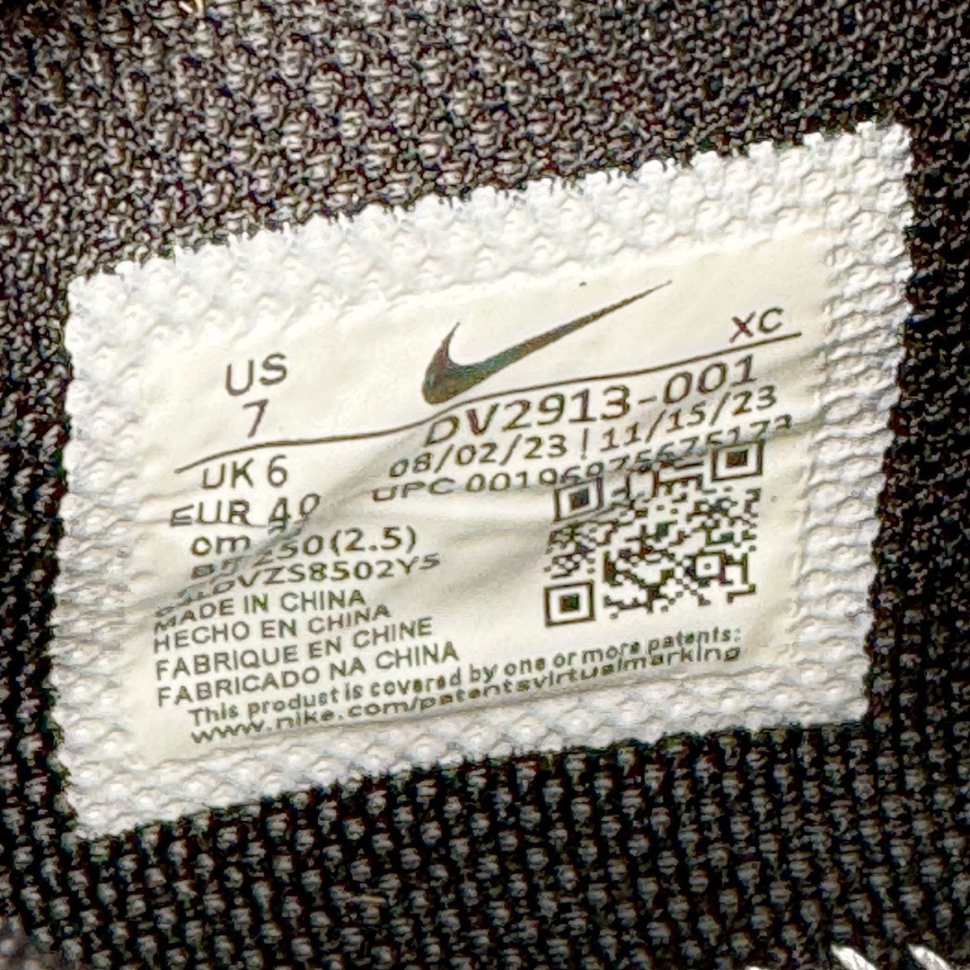 图片[21]-＃JC纯原 NK Air Zoom G.T.Cut 3.0 EP 新款实战低帮篮球鞋 黑橙绿 DV2913-001 一个月返厂/换新售后服务 支持各种实战 全套原纸板楦头开发 独家原档数据私模唯一正确8层组合大底 全新GT Cut 3.0 全掌搭载了 ZoomX 泡棉 使得整双鞋在缓震表现上可谓相当优秀 拥有着顶级科技配置的同时 颜值设计也非常可观 整体鞋型仍然保留了前低后高的设计 G.T. Cut 传统的突进极速突破的感觉 鞋头麂皮材质和 NK Flywire 飞线工艺 相对来说包裹感更好了 必备的TPU 支撑片 两侧 Swoosh 的透气孔设计 起到散热透气的作用 鞋舌采用类似跑鞋的半开叉式设计 搭配鞋带既可以提升包裹感 又降低了运动中鞋舌乱跑的可能性 鞋子内里填充相当厚实 避免掉跟 尺码：36 36.5 37.5 38 38.5 39 40 40.5 41 42 42.5 43 44 44.5 45 45.5 46 47 47.5 48.5-选品中心